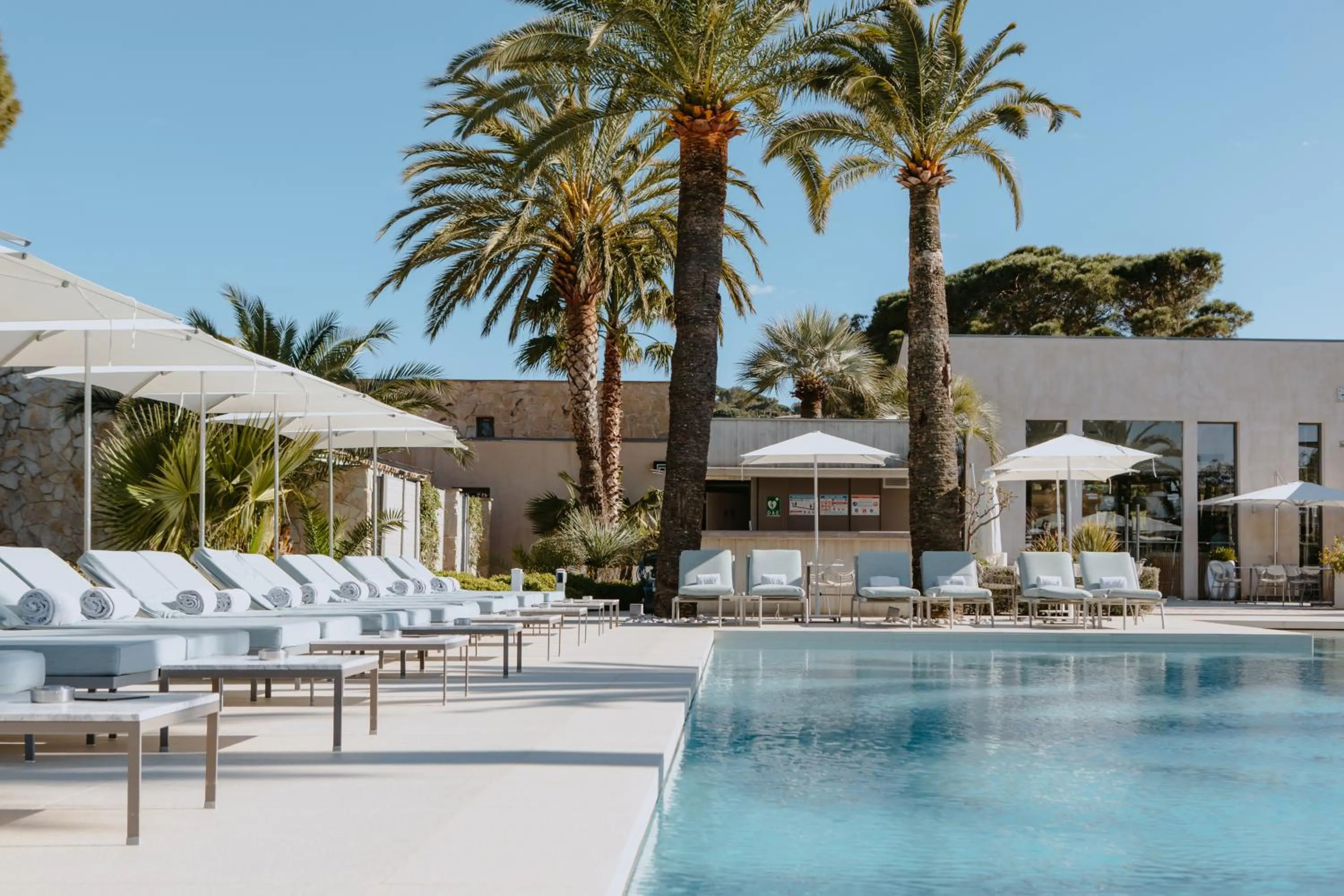 Swimming pool in Sezz Saint-Tropez