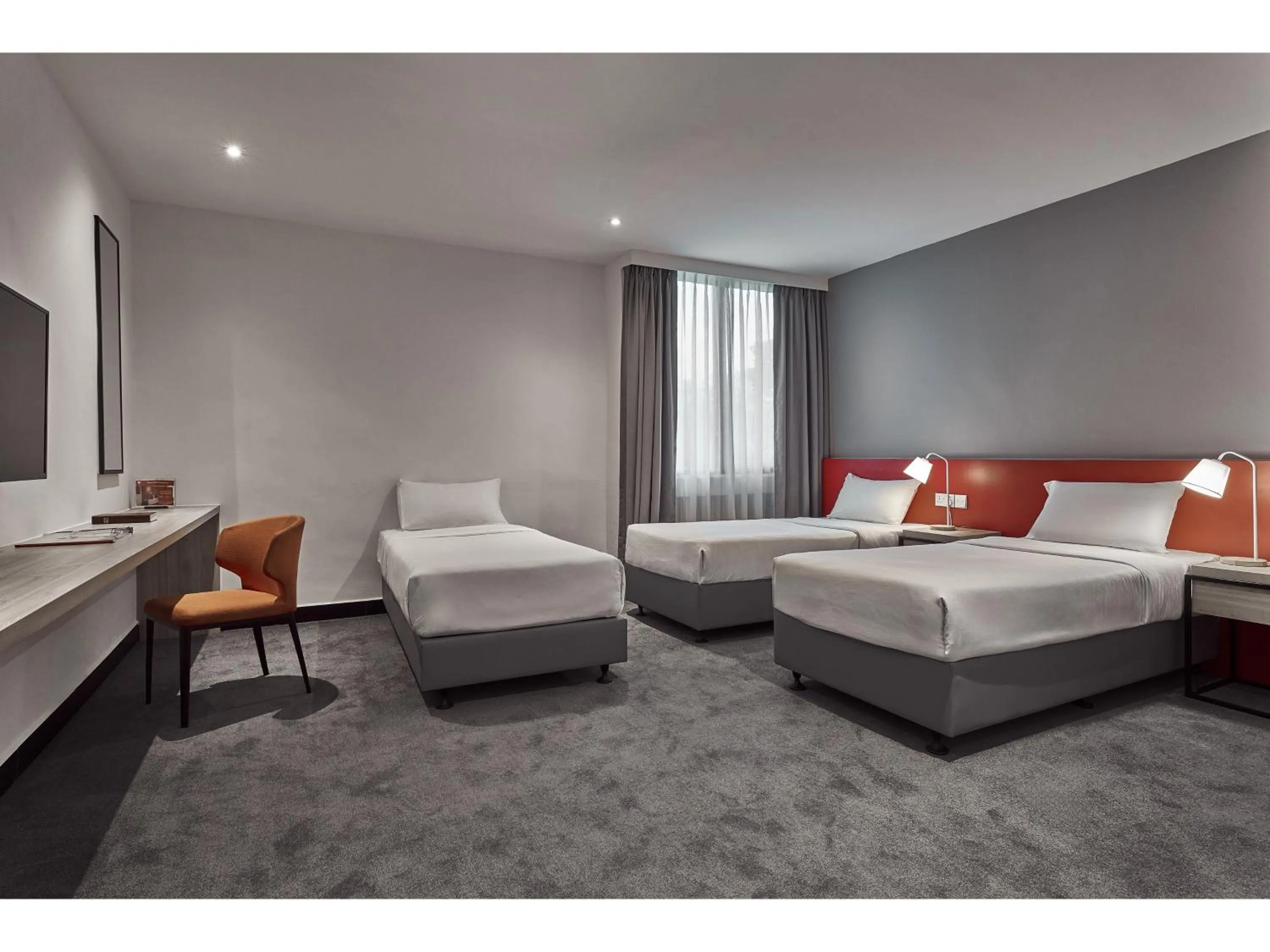 Bed in Metro Y Hotel Singapore