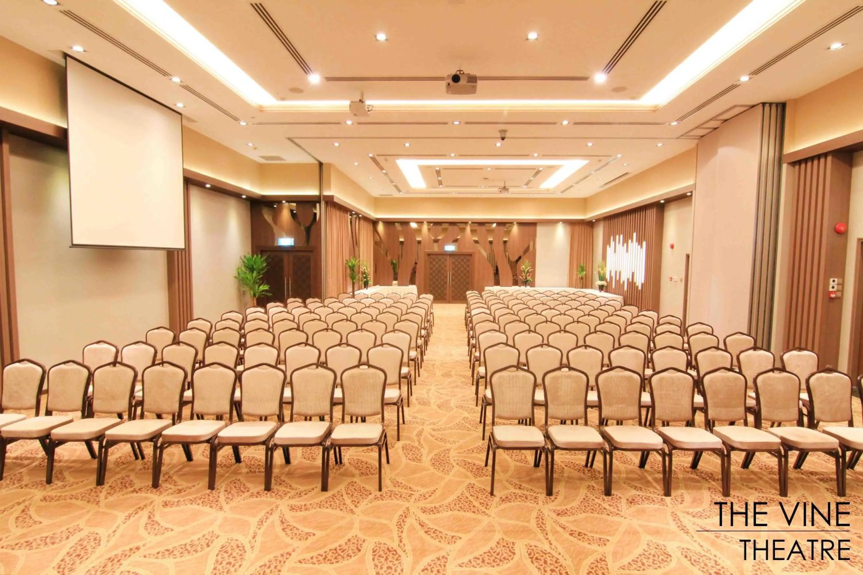 Meeting/conference room in Metro Y Hotel Singapore