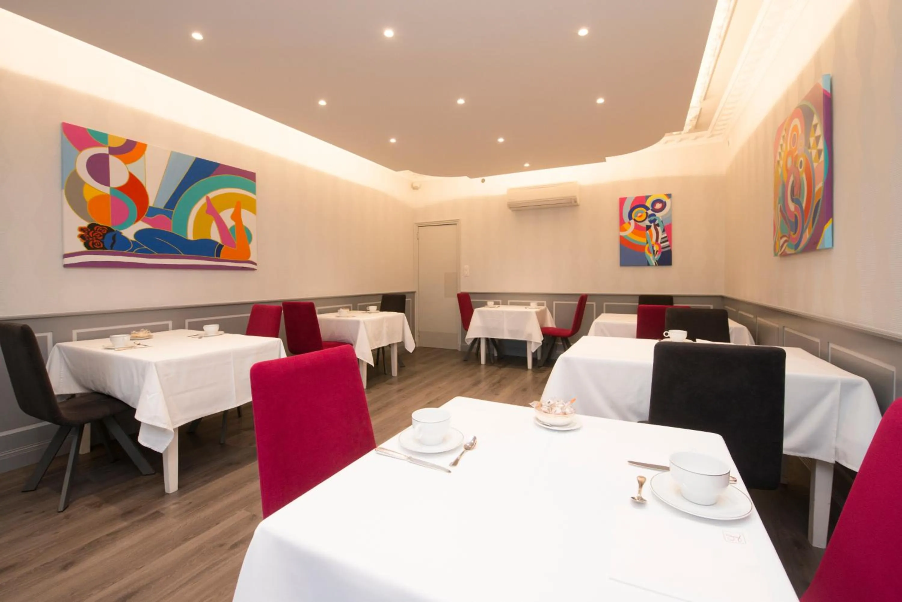 Restaurant/places to eat in Logis Auberge Bienvenue