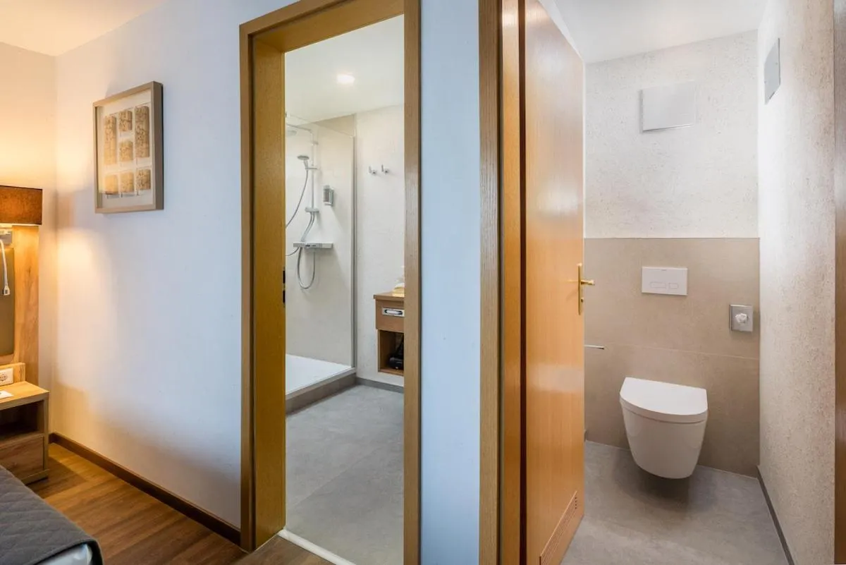 Bathroom in Neo Hotel Linde Esslingen