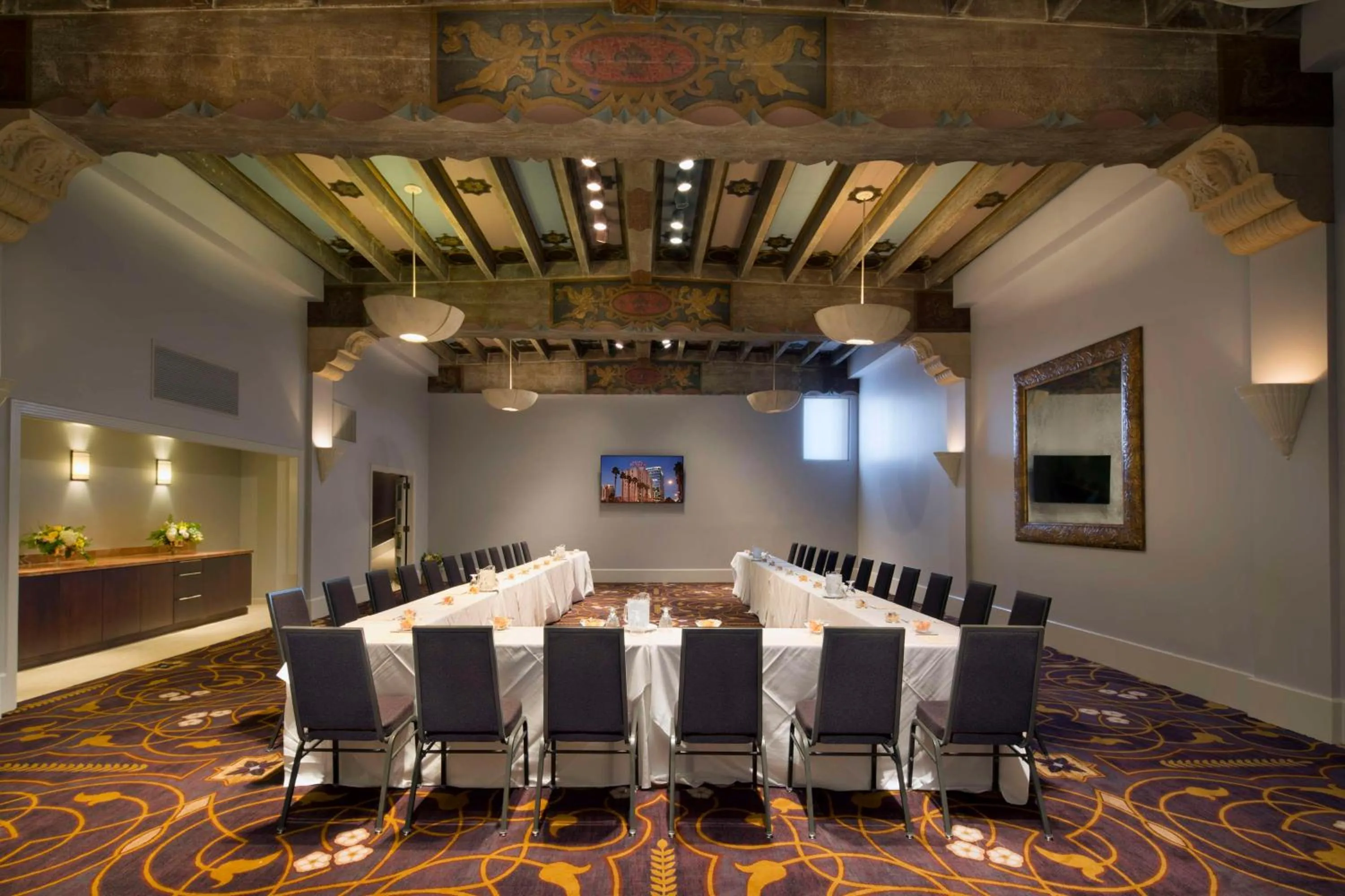 Meeting/conference room in Hotel De Anza