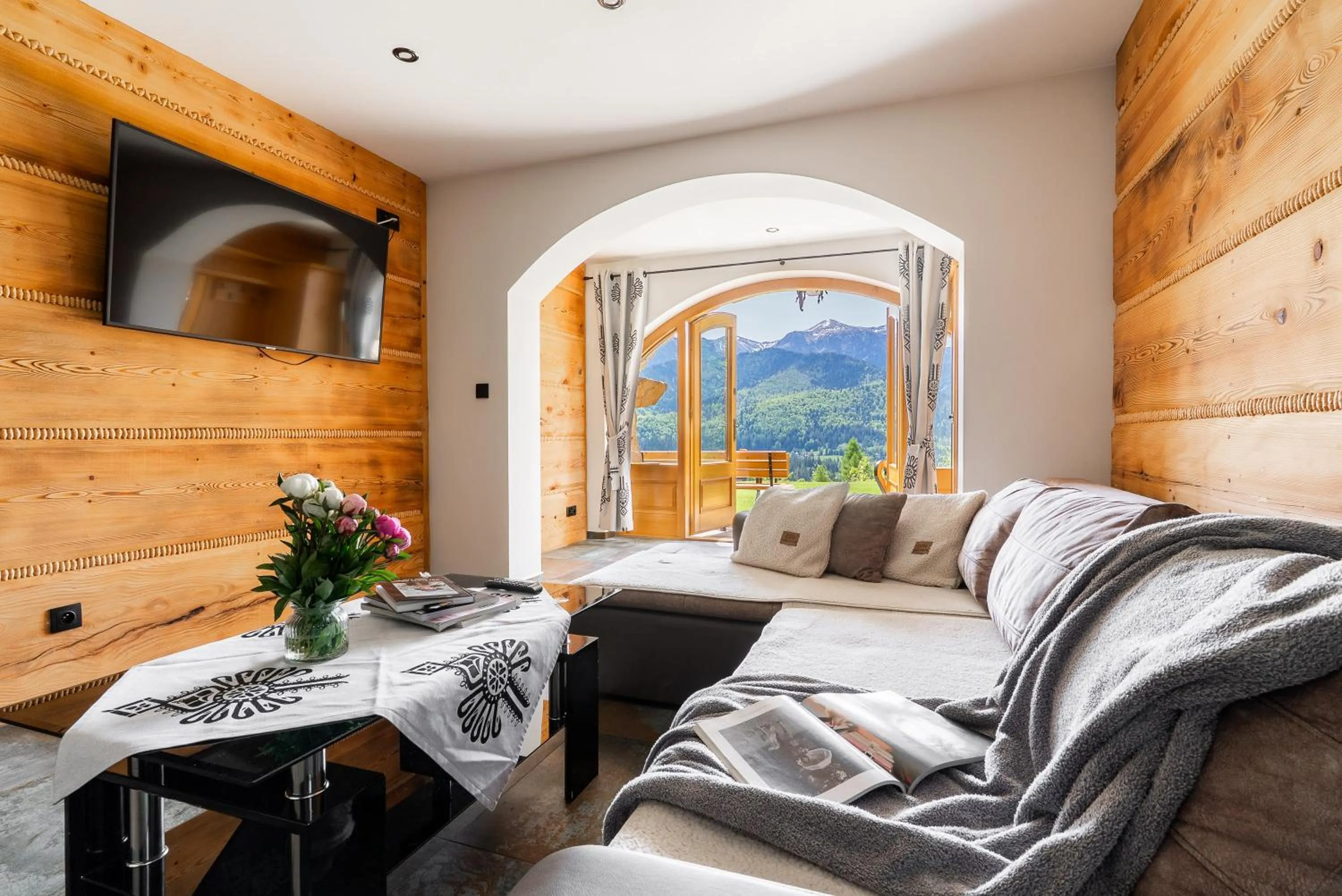 TV and multimedia in Willa Turnia