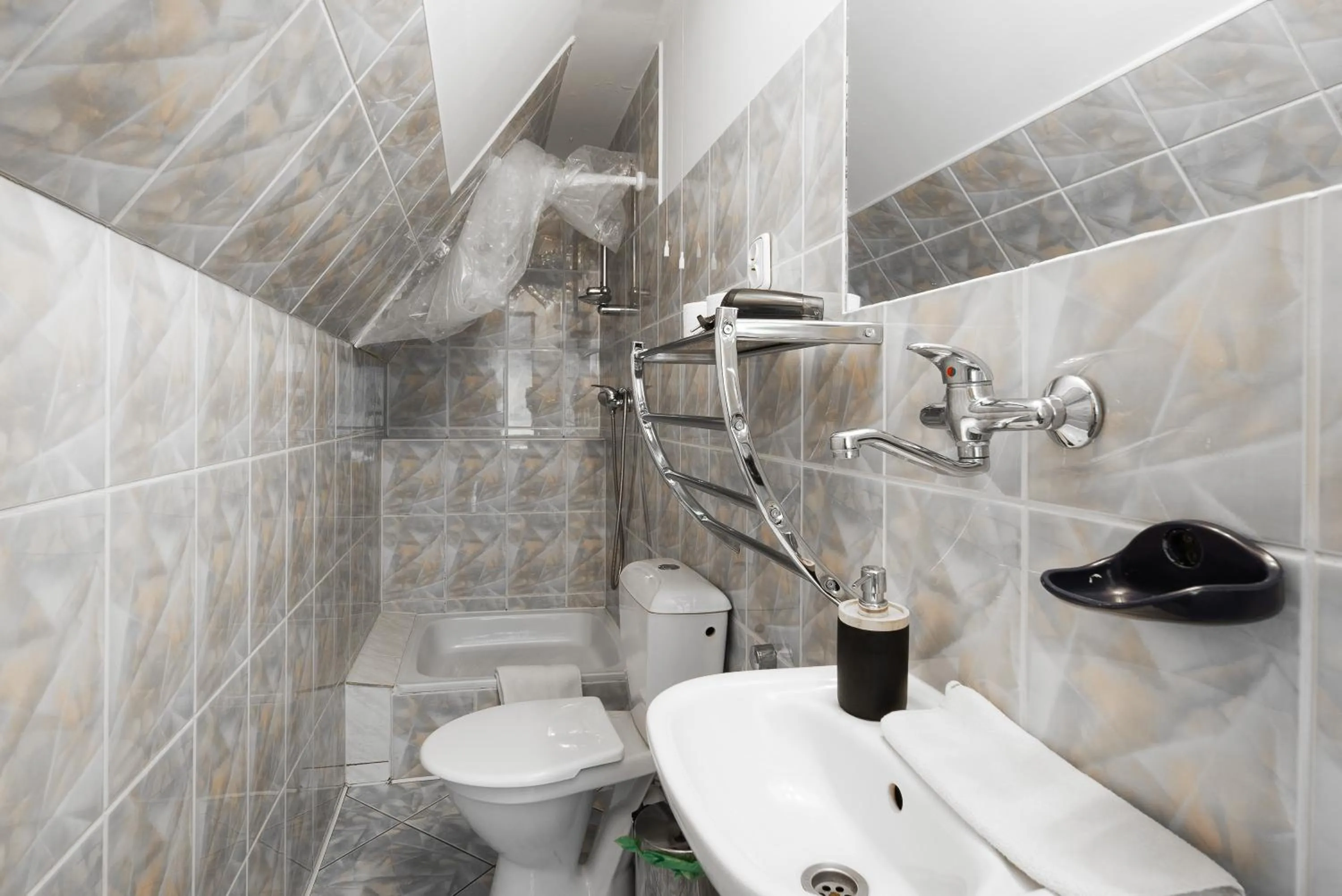 Shower in Willa Turnia