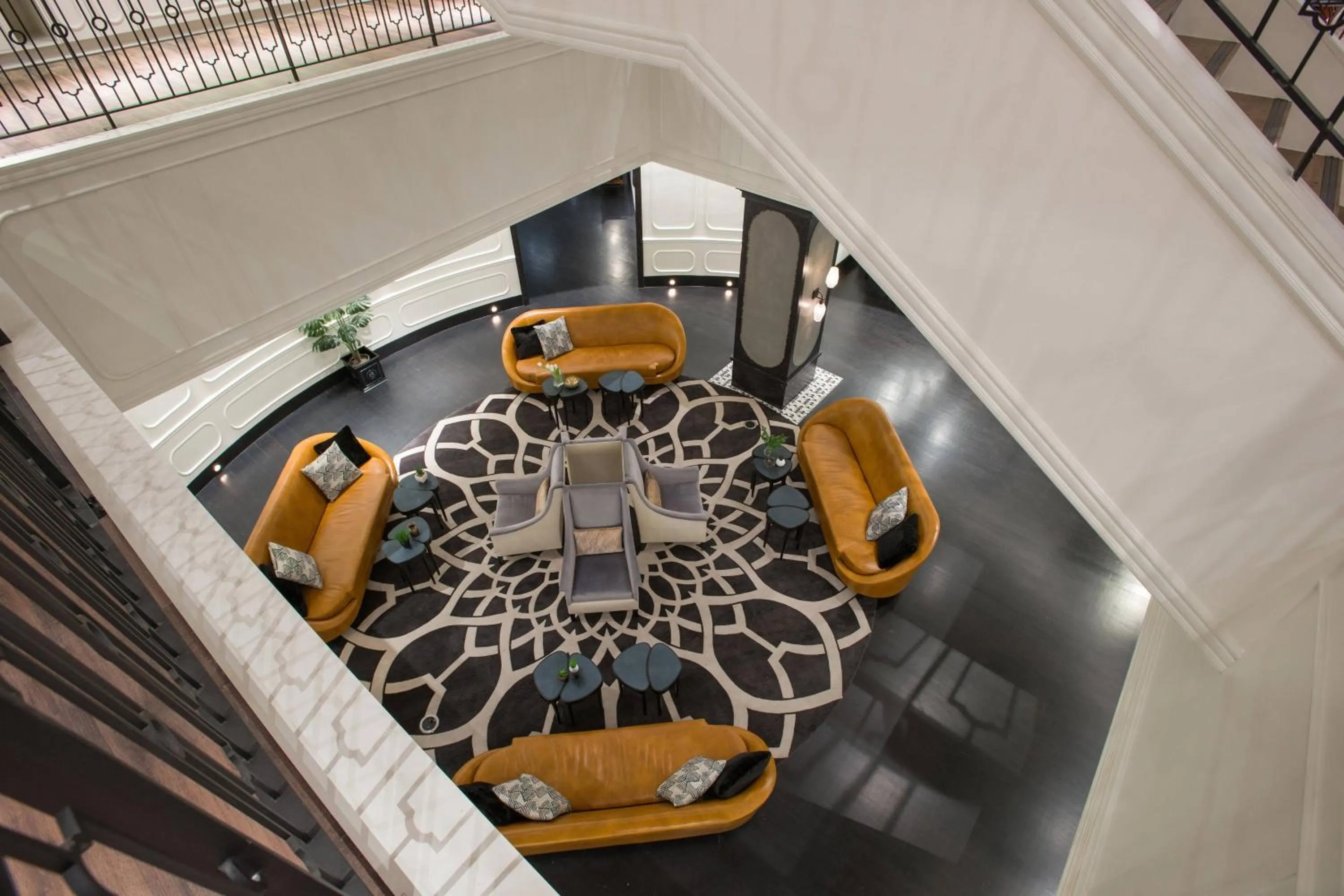 Lobby or reception in Magnolia Hotel Houston, a Tribute Portfolio Hotel