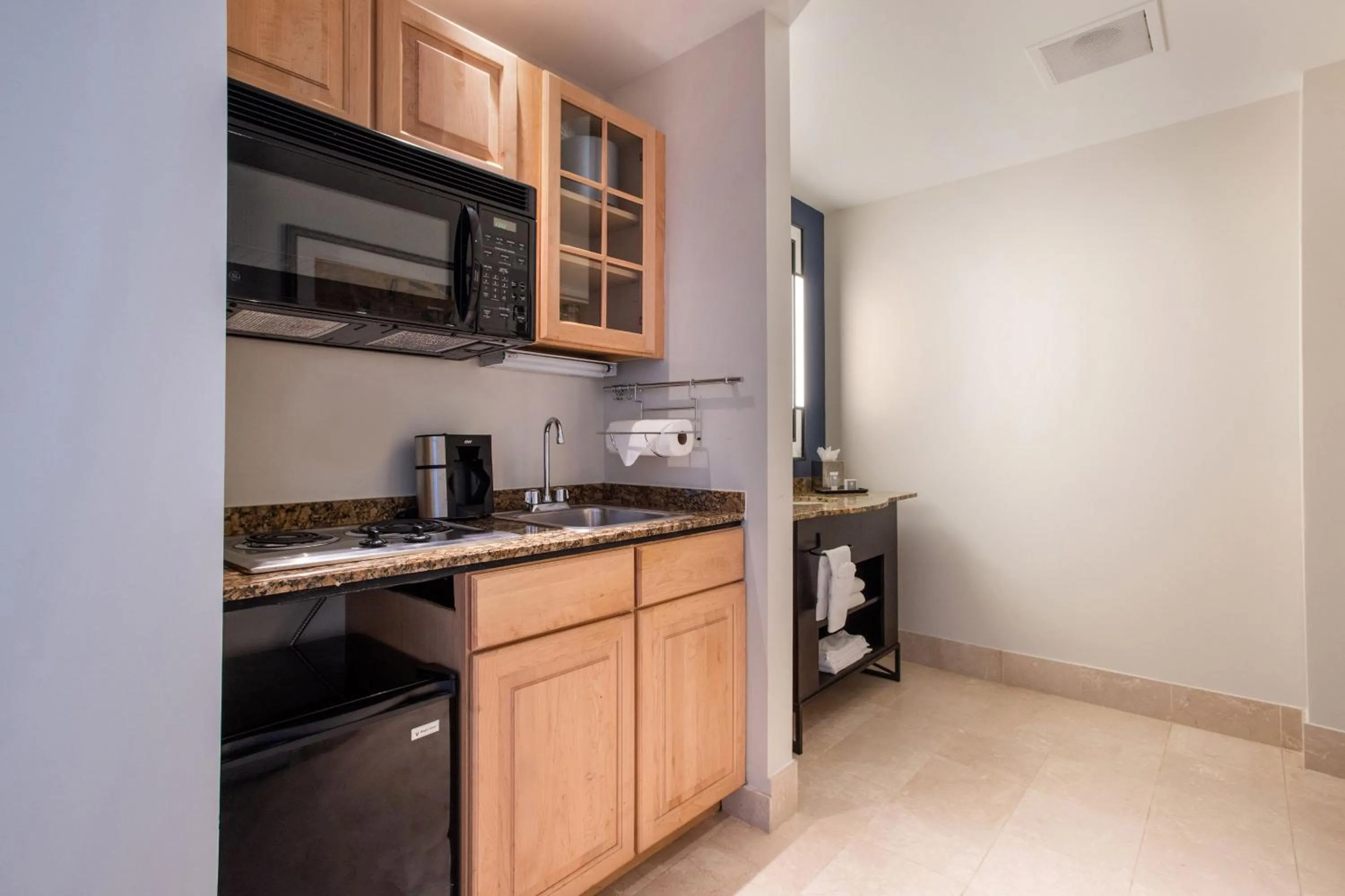 Photo of the whole room in Magnolia Hotel Houston, a Tribute Portfolio Hotel