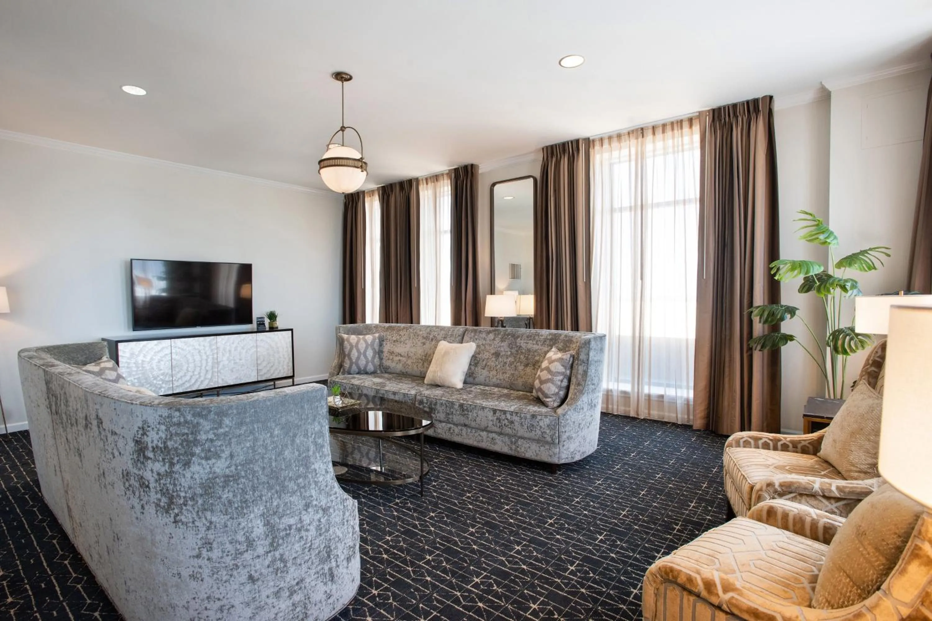 Photo of the whole room in Magnolia Hotel Houston, a Tribute Portfolio Hotel