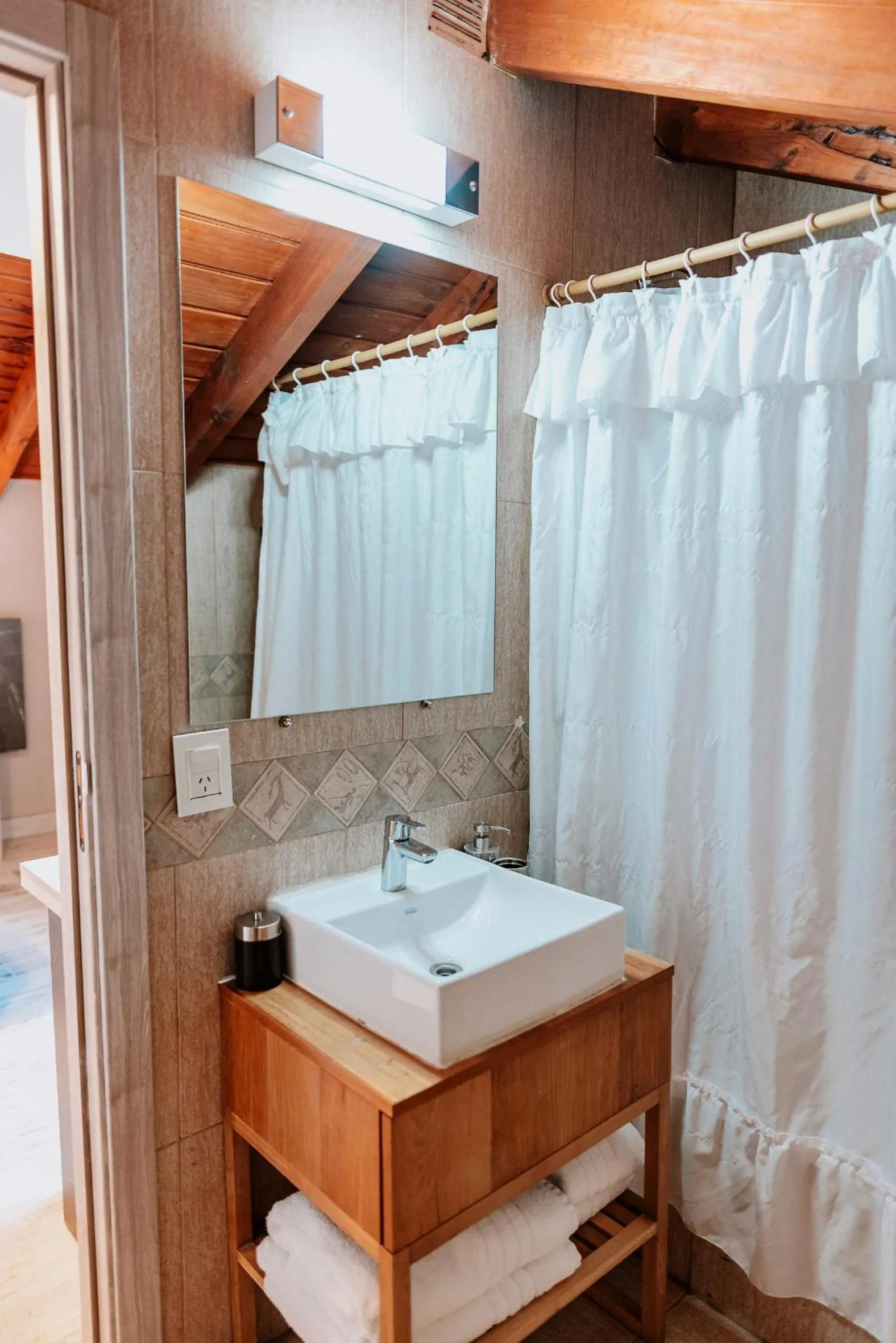 Bathroom in Basia Hotel & Sushi