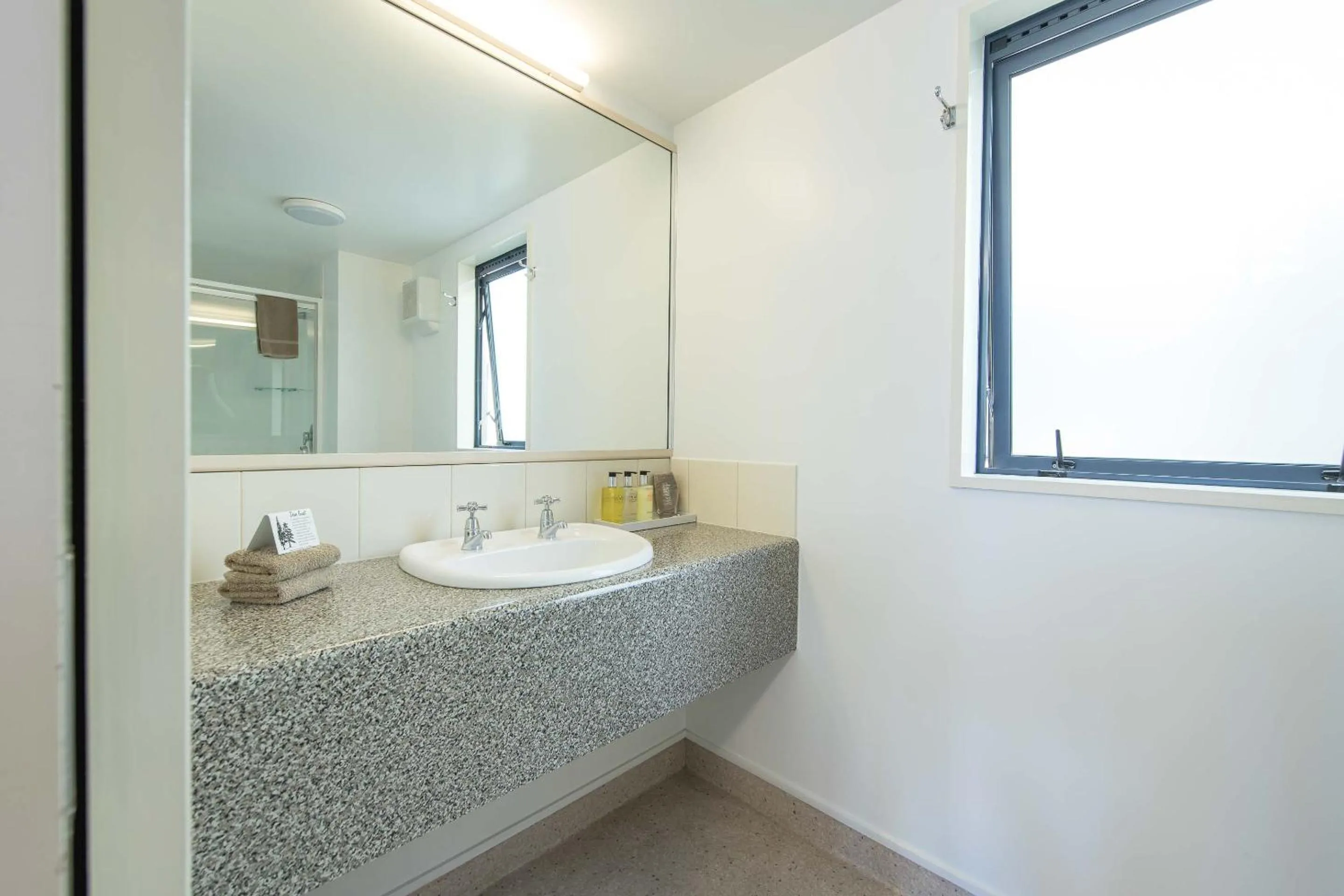 Bathroom in Bella Vista Queenstown