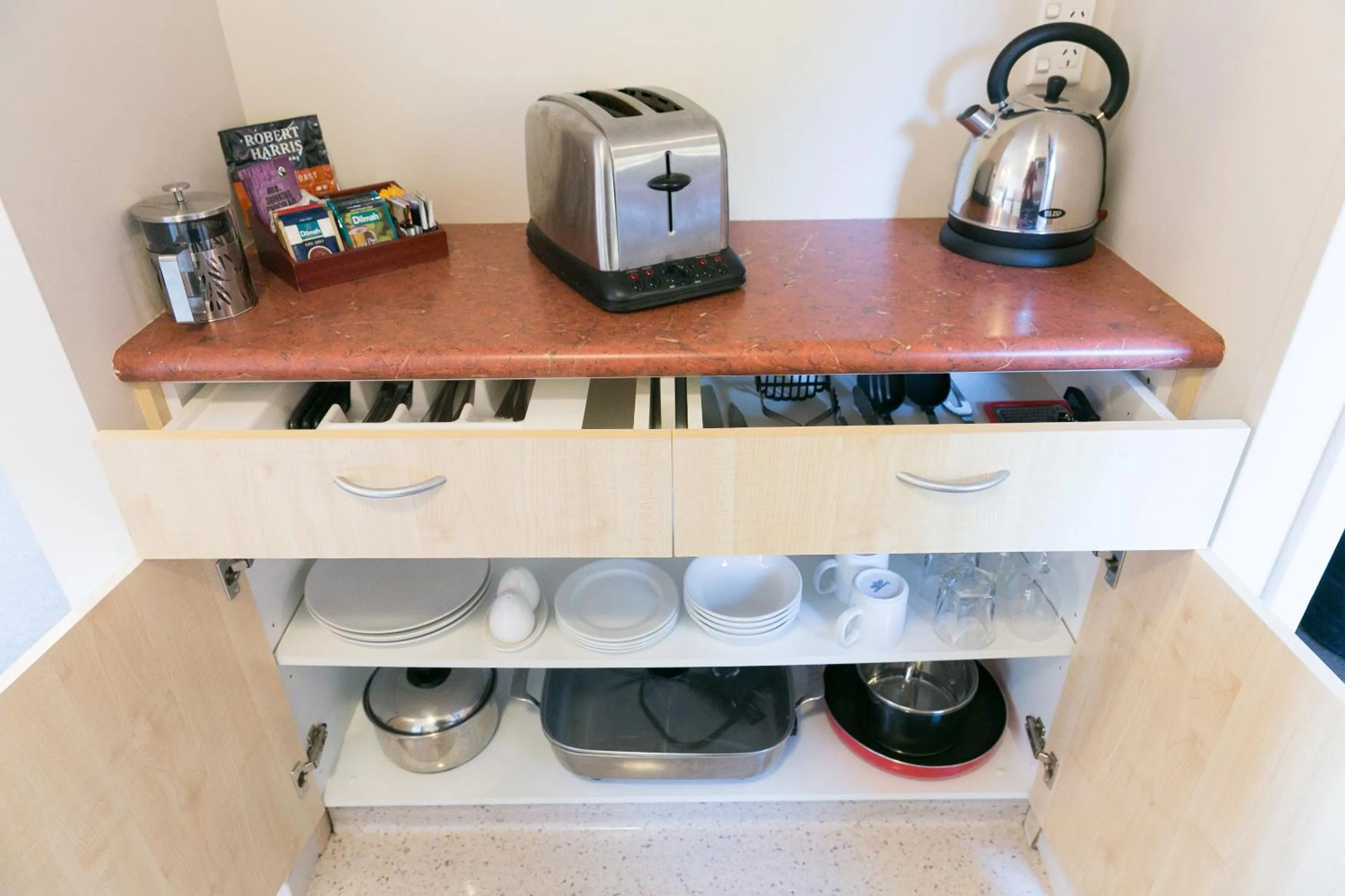 Coffee/tea facilities in Bella Vista Motel Franz Josef Glacier