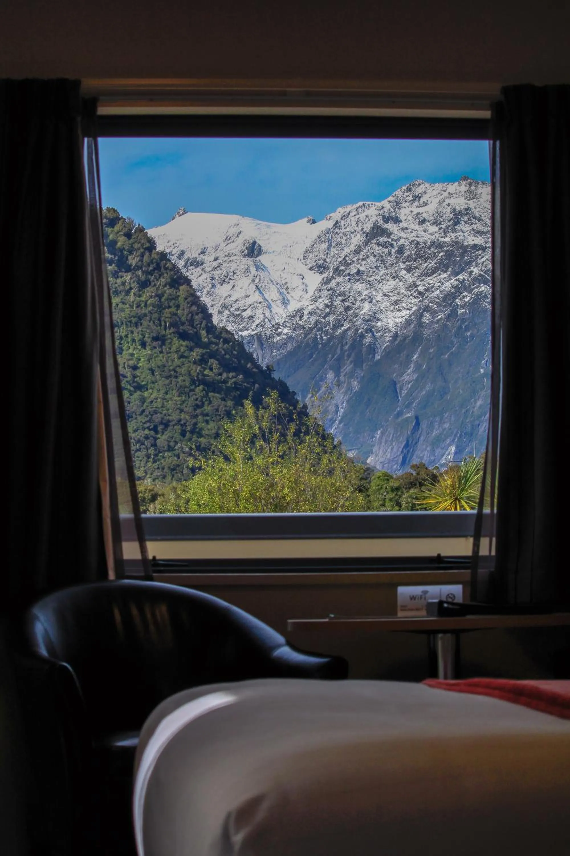 Mountain view in Bella Vista Motel Franz Josef Glacier