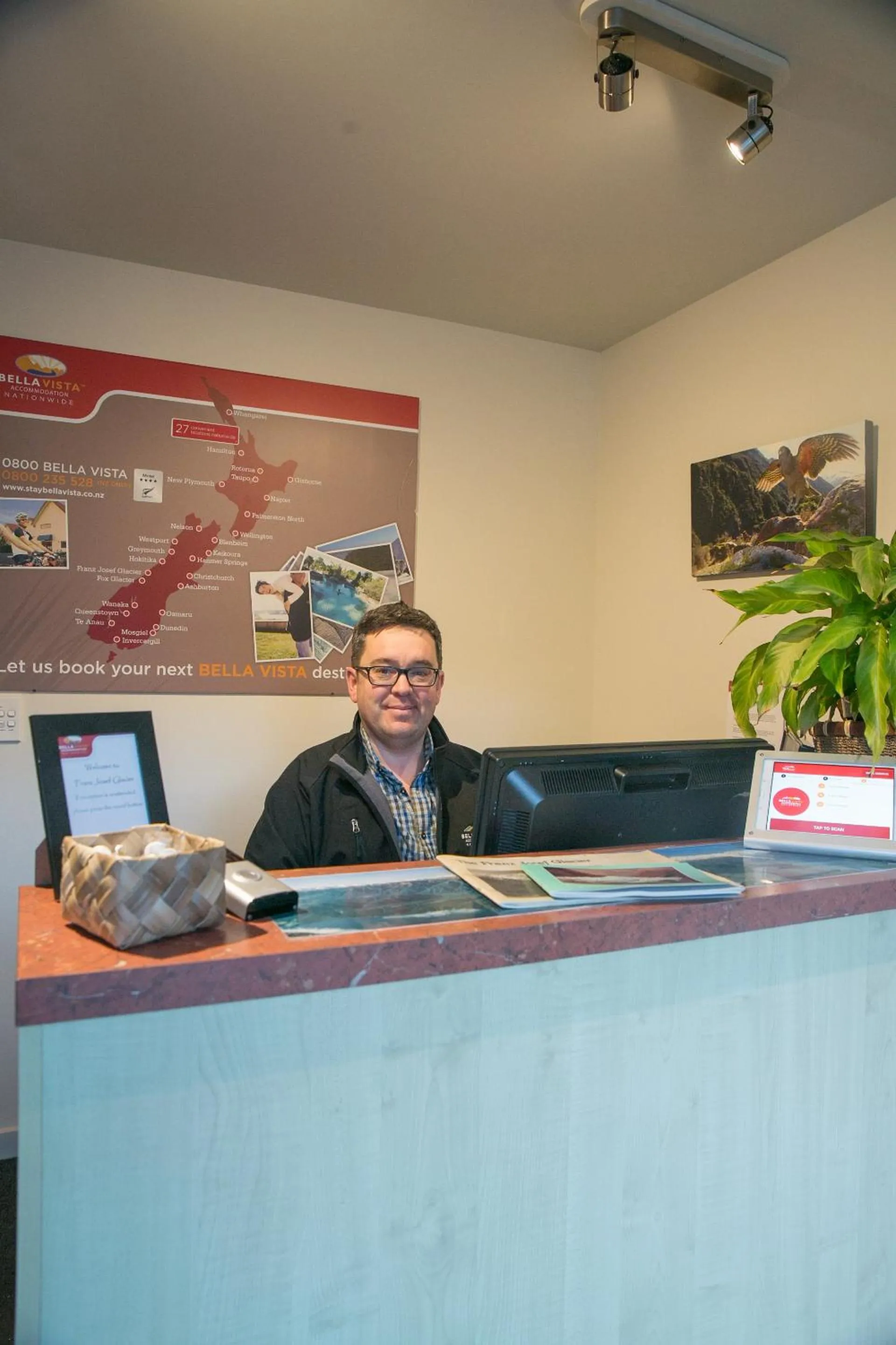 Staff in Bella Vista Motel Franz Josef Glacier