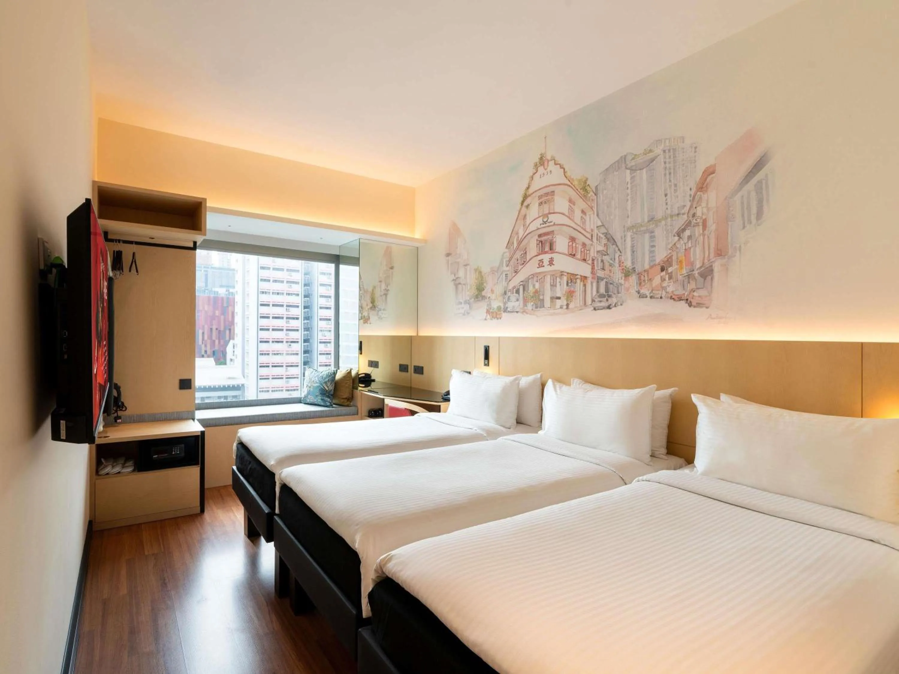 Bedroom, Bed in Ibis Singapore on Bencoolen