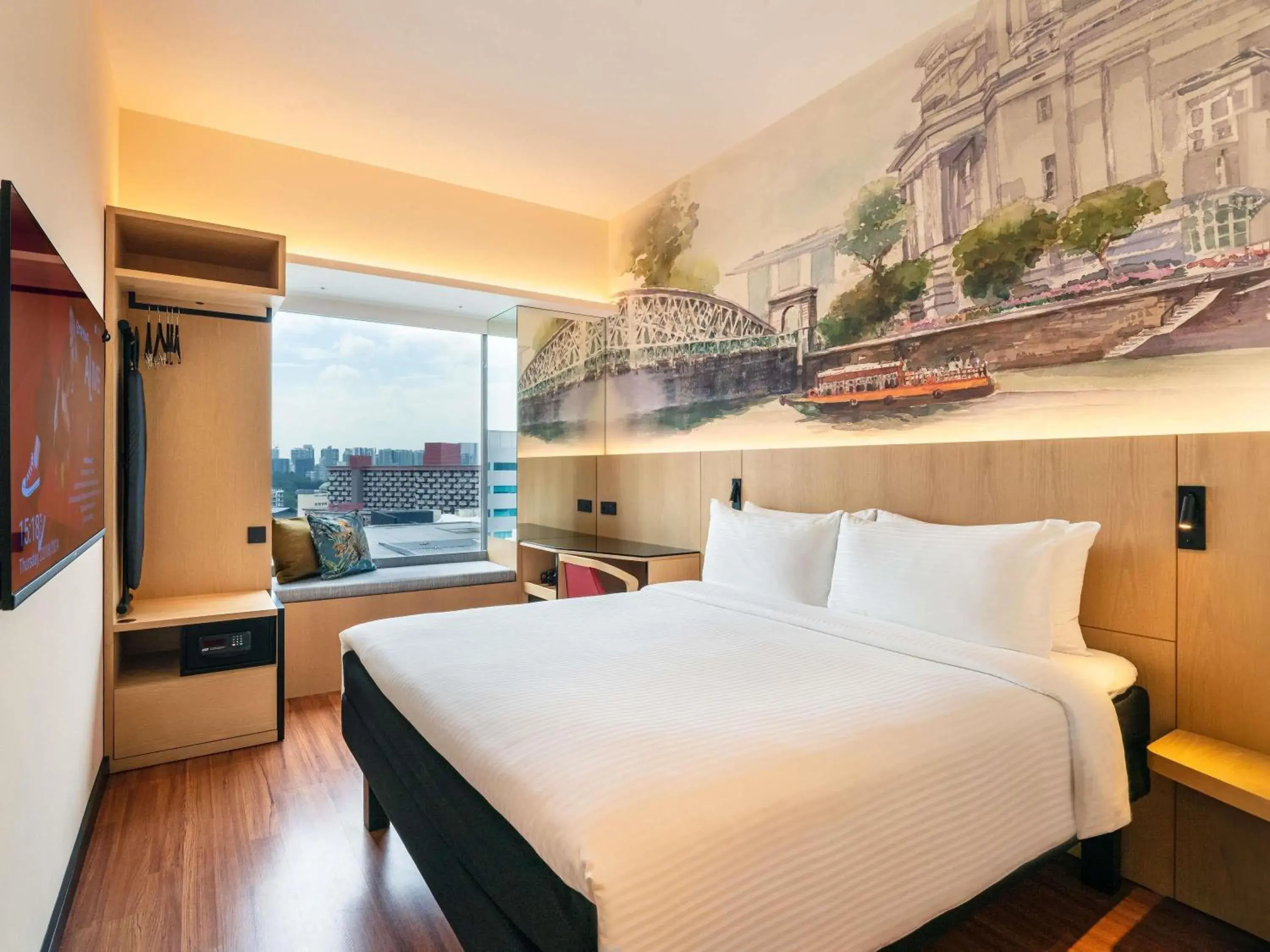 Deluxe King Room, 1 King Bed, High Floor, Free Mini-bar in Ibis Singapore on Bencoolen - Newly Renovated Deluxe King Room, 1 King Bed, High Floor, Free Mini-bar in Ibis Singapore on Bencoolen - Newly Renovated