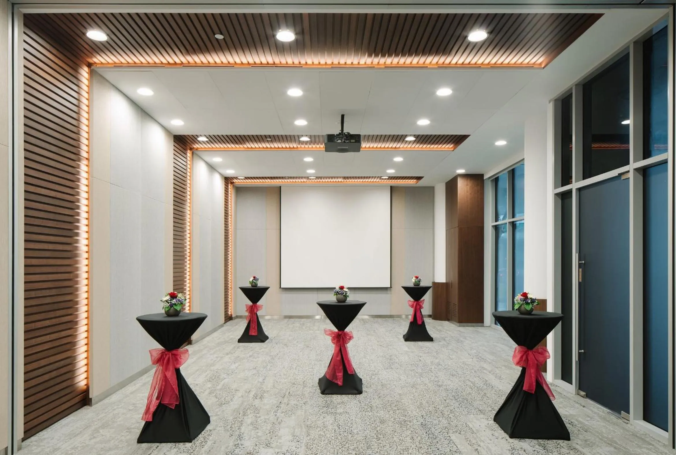 Meeting/conference room in Ibis Singapore on Bencoolen