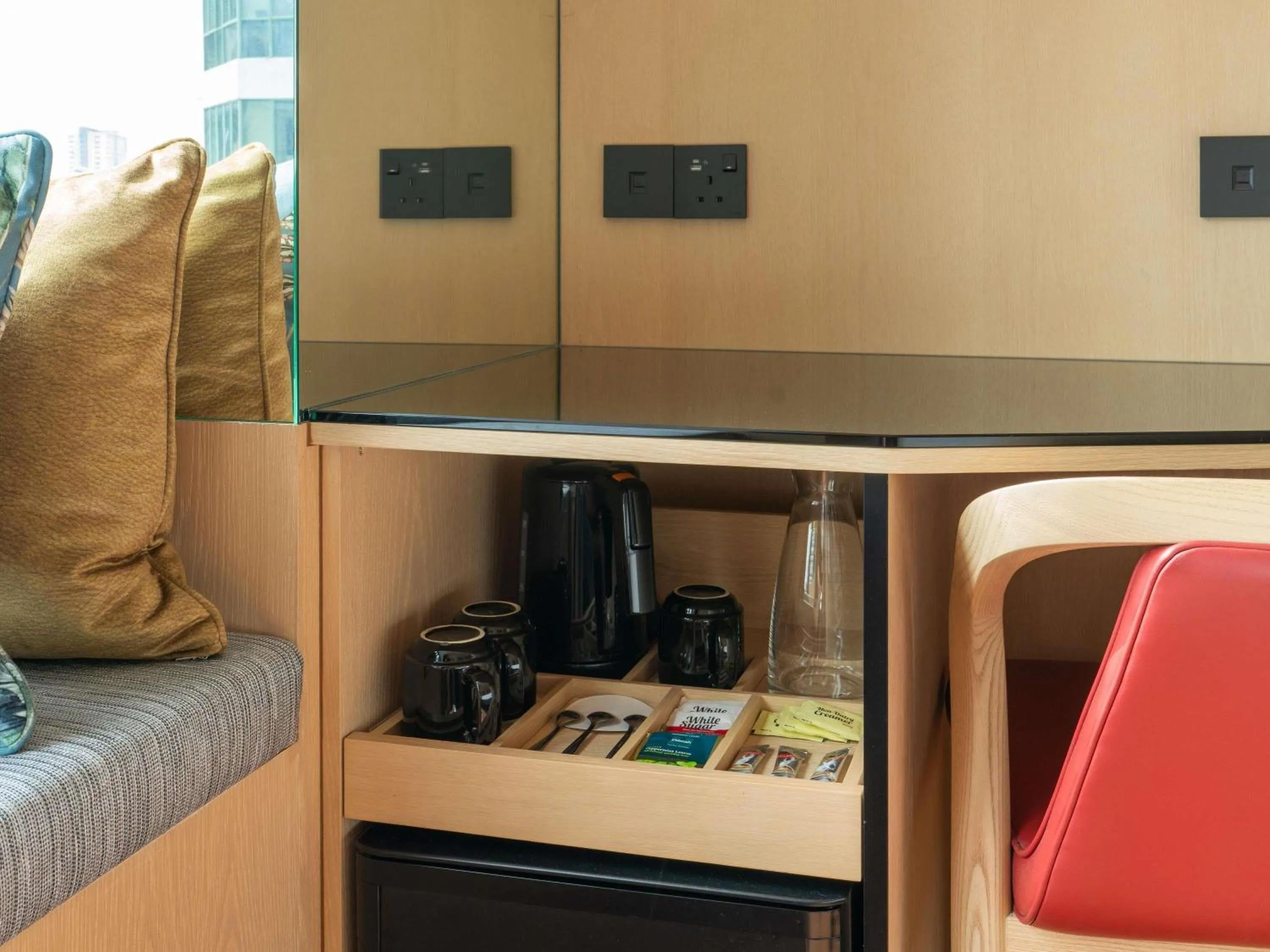 Bedroom in Ibis Singapore on Bencoolen