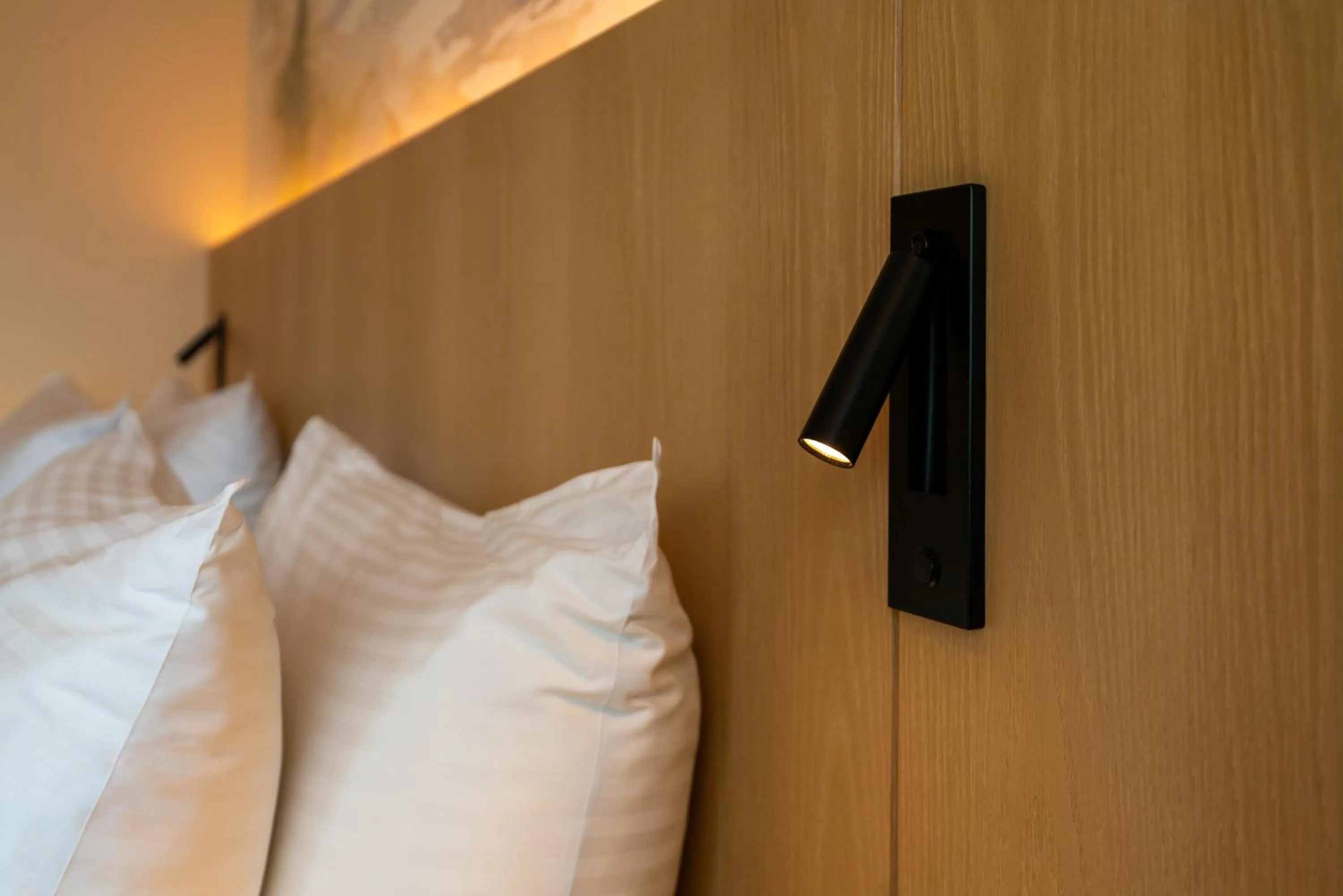 Bedroom, Bed in Ibis Singapore on Bencoolen