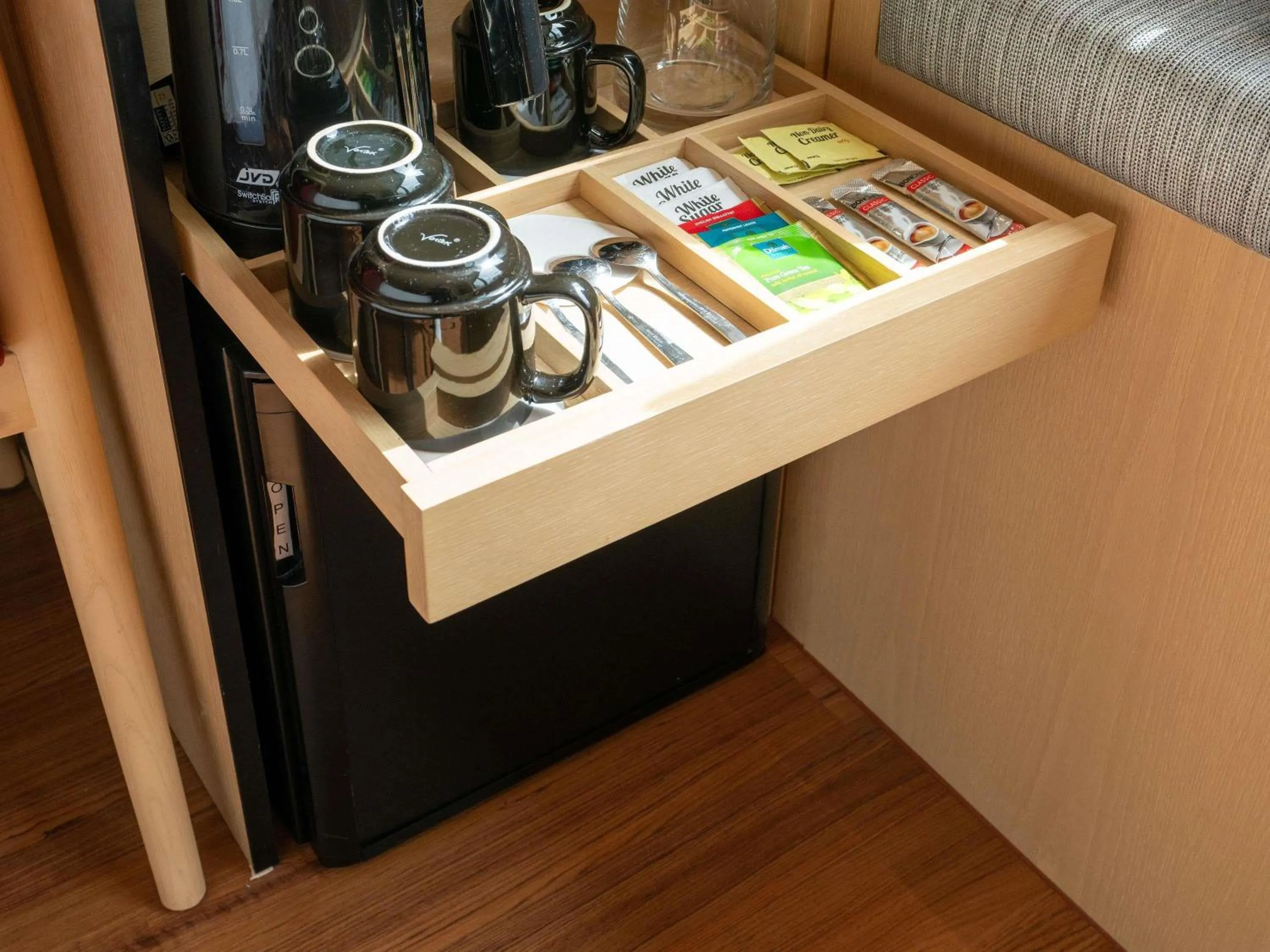 Bedroom in Ibis Singapore on Bencoolen