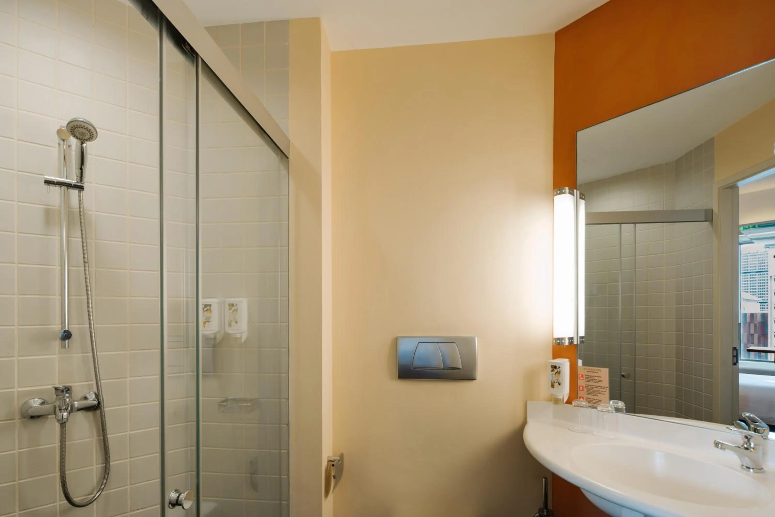 Special Offer - Standard King Room with Extra Benefits  in Ibis Singapore on Bencoolen - Newly Renovated