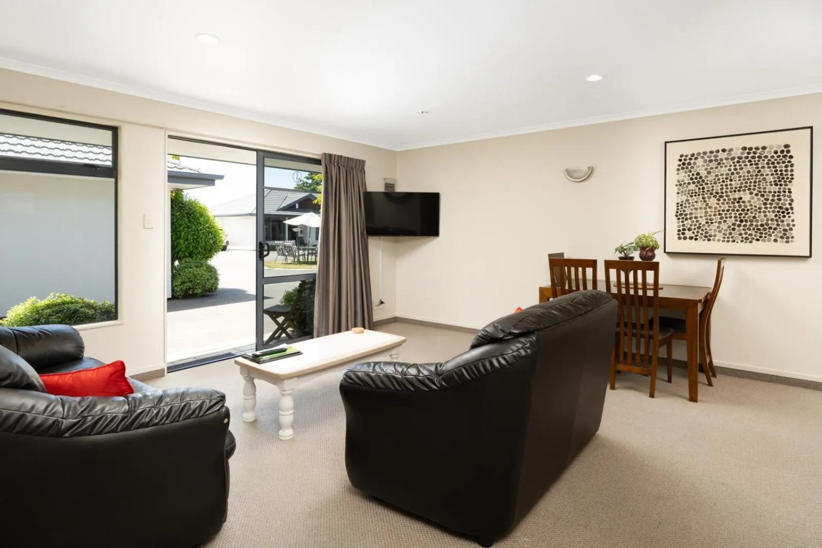 TV and multimedia in Centre Court Motel