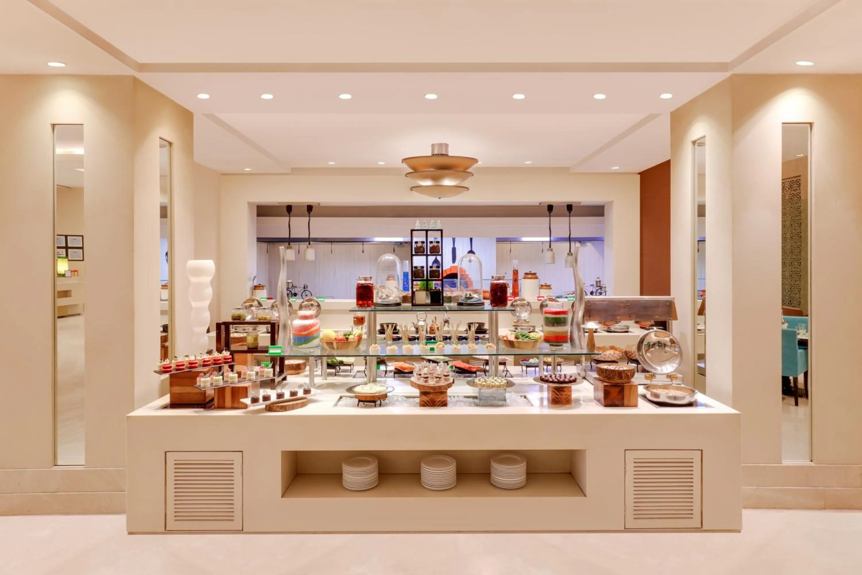 Buffet breakfast in Lemon Tree Premier 2, Sector 29 Gurugram