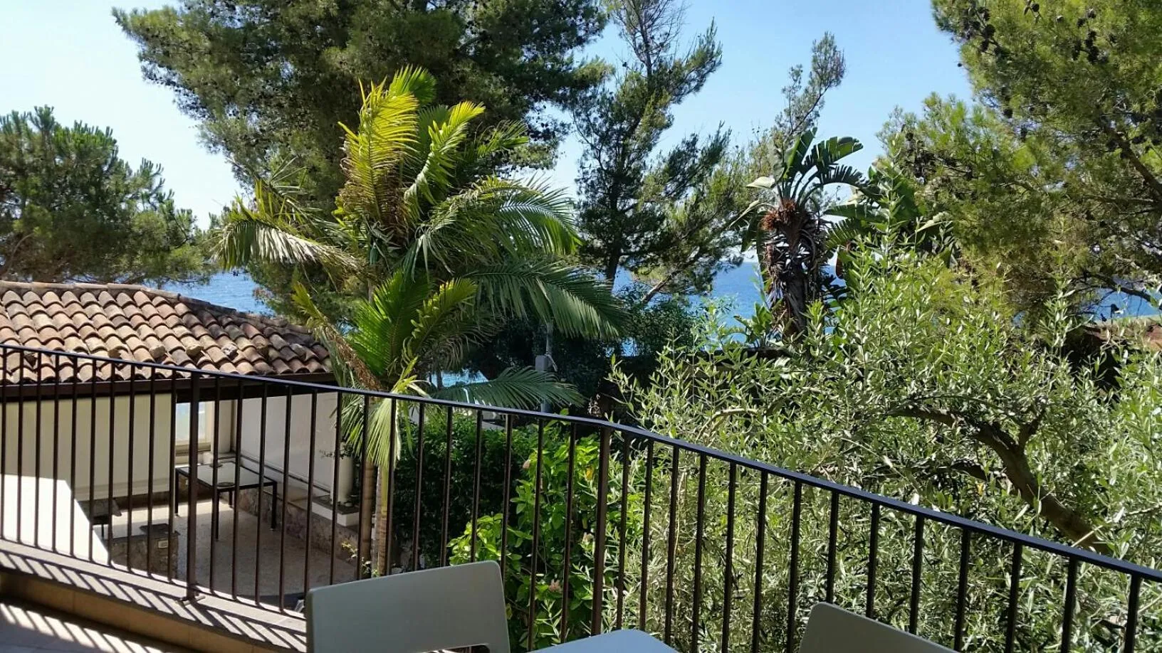 Garden view in Taormina Villa Oasis Residence