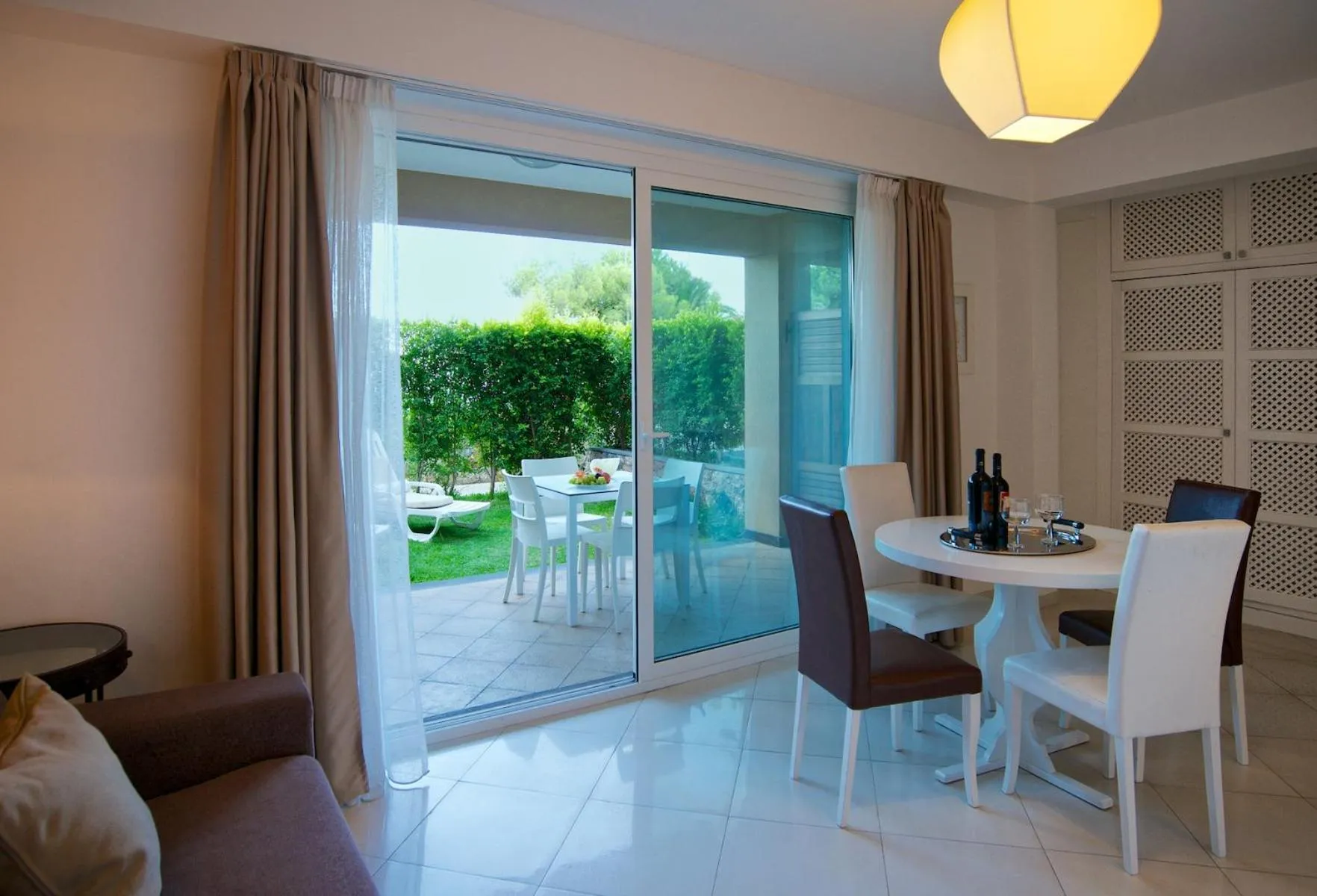 Dining area in Taormina Villa Oasis Residence