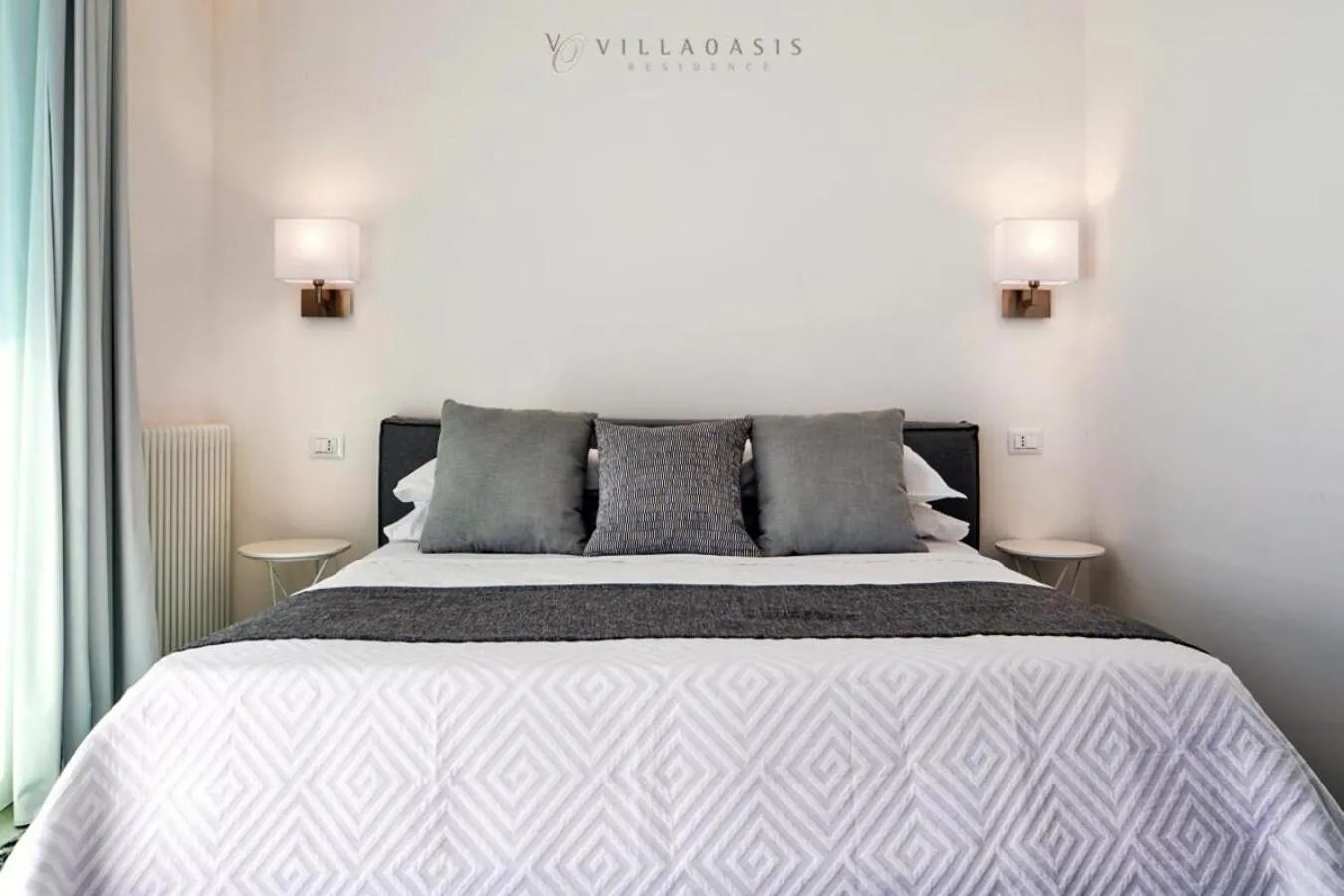 Bed in Taormina Villa Oasis Residence