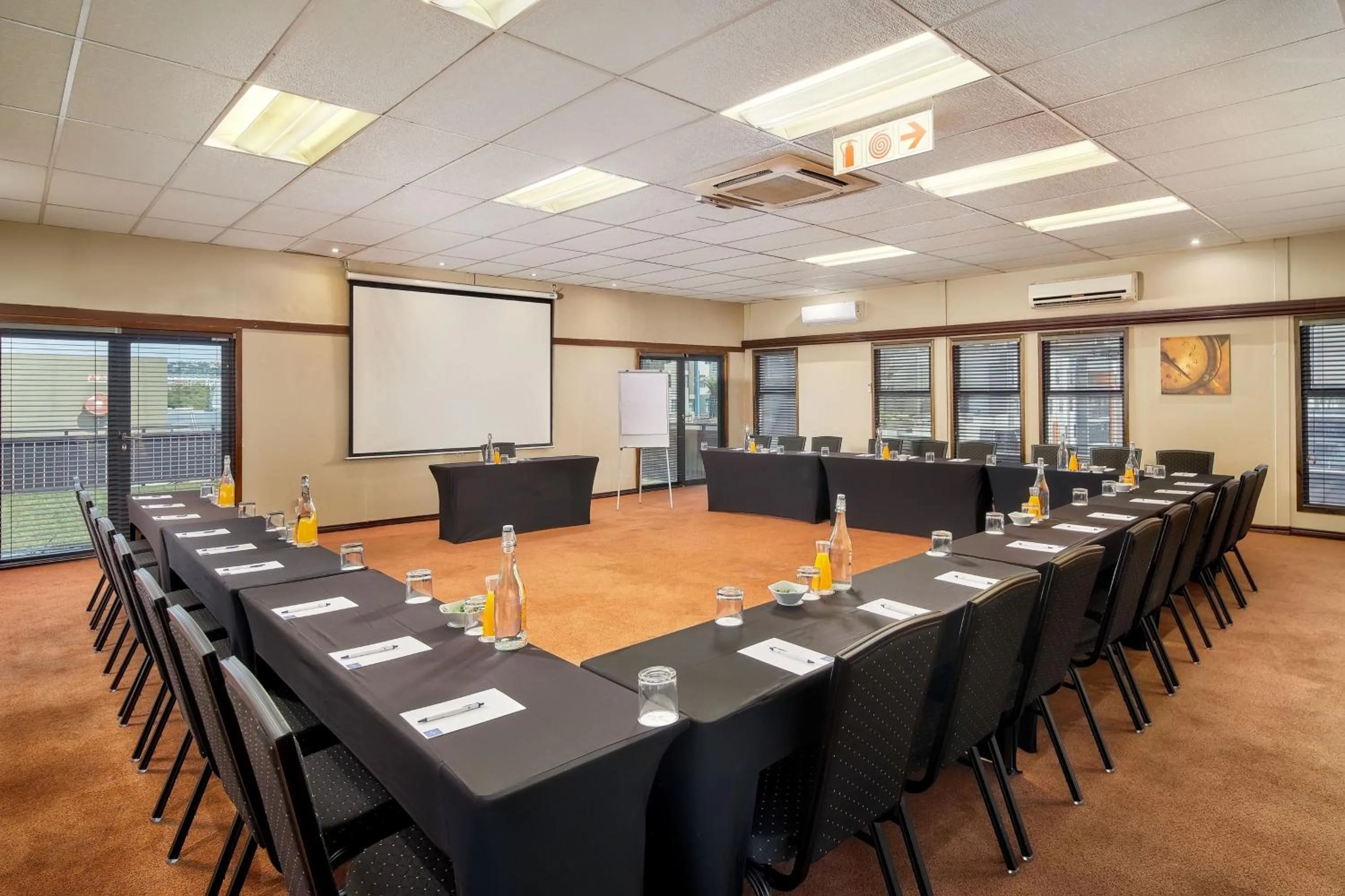 Meeting/conference room in Protea Hotel by Marriott Pretoria Hatfield