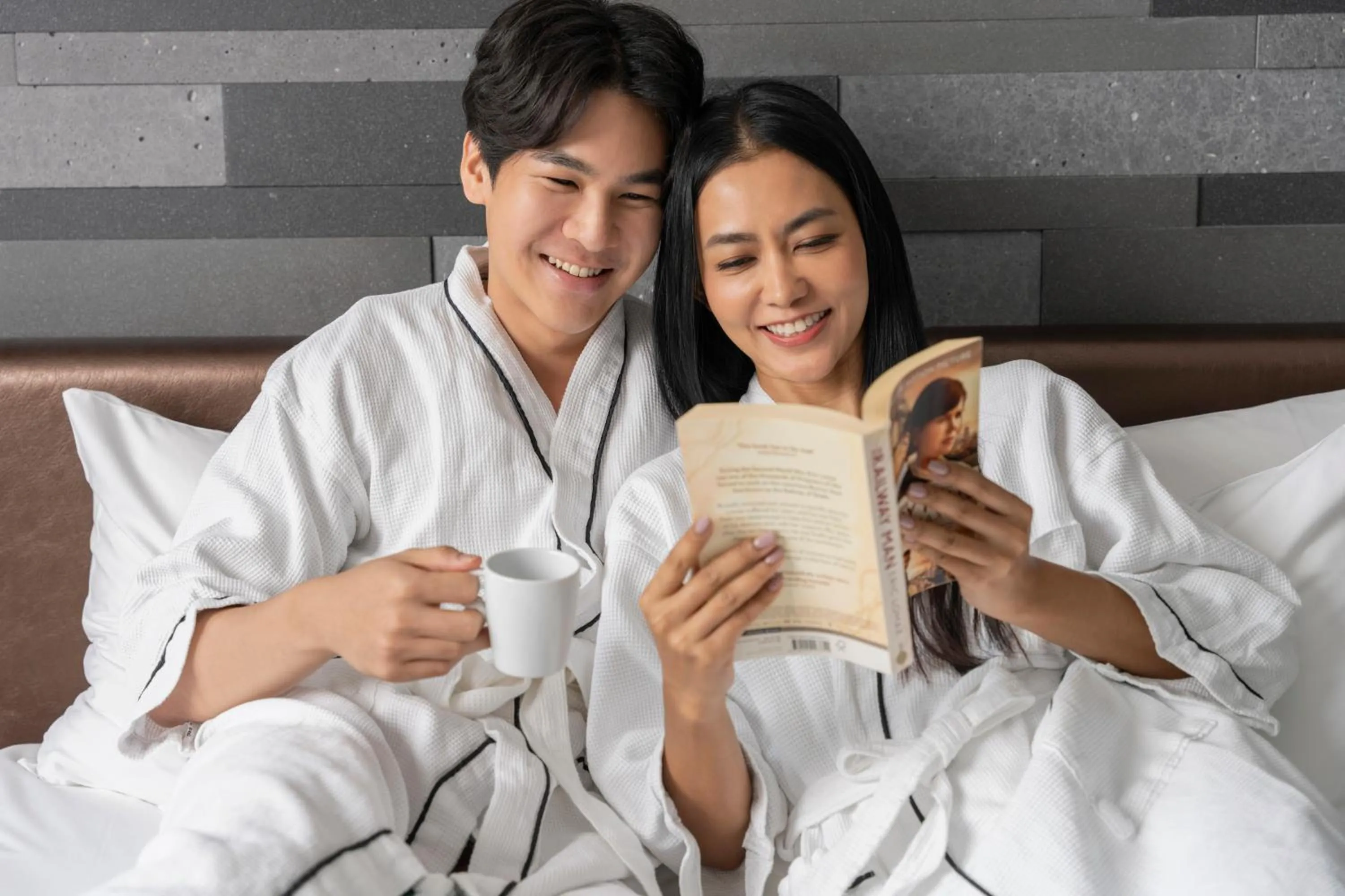 Guests, Bed in Quincy Hotel Singapore by Far East Hospitality