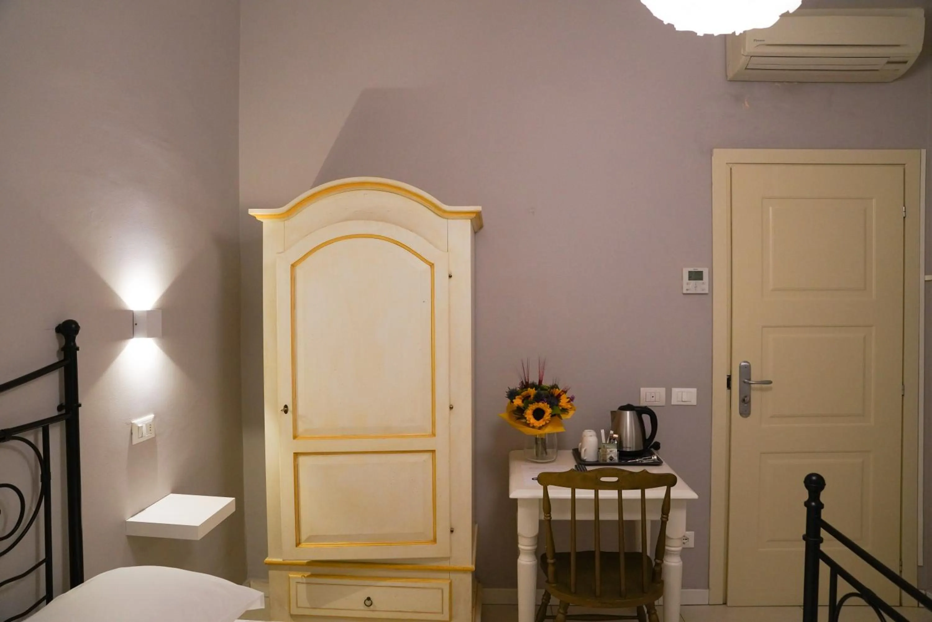 Bed in Affittacamere ALBA