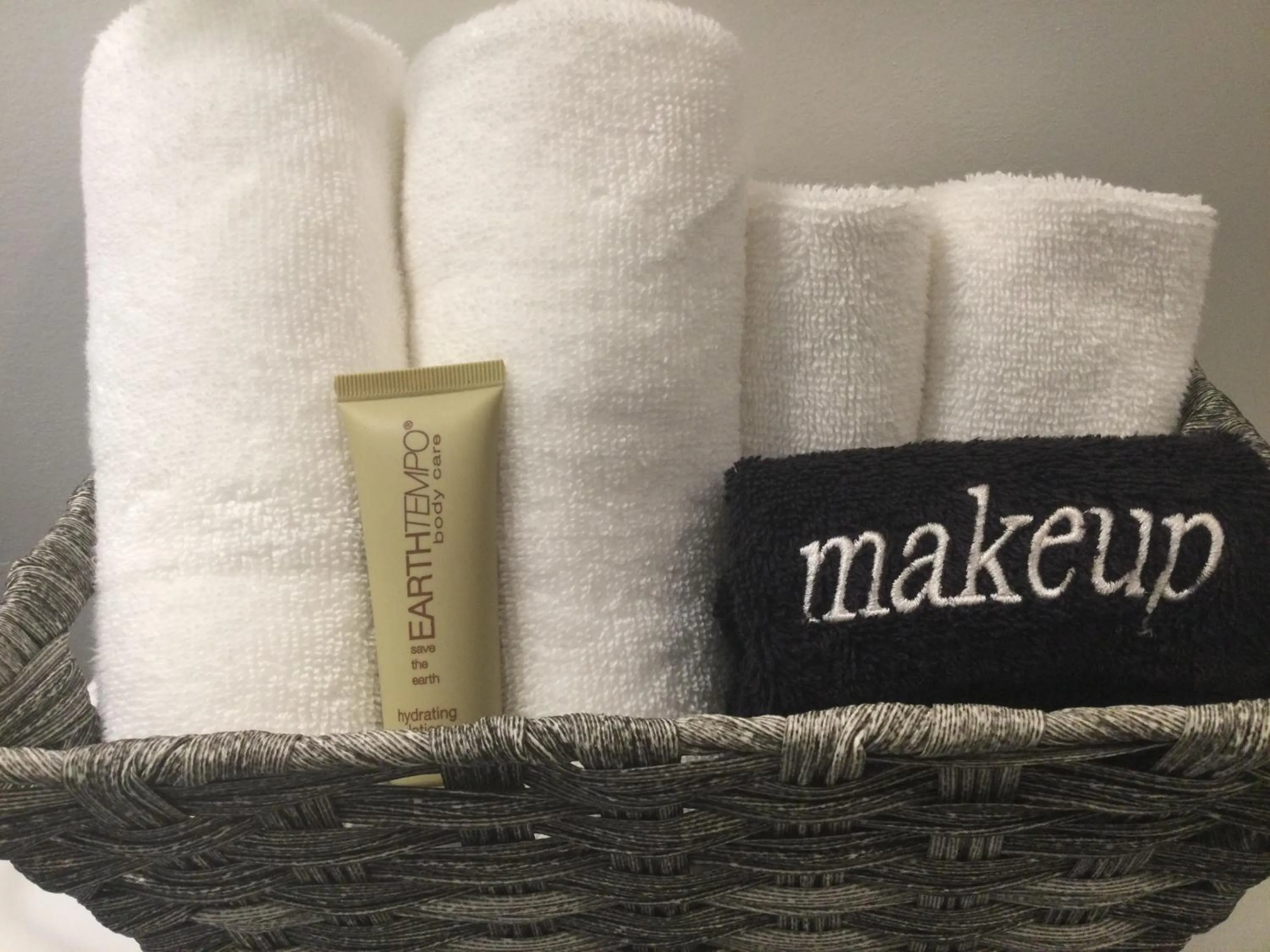 Bathroom in Hale 'Ohu Bed & Breakfast