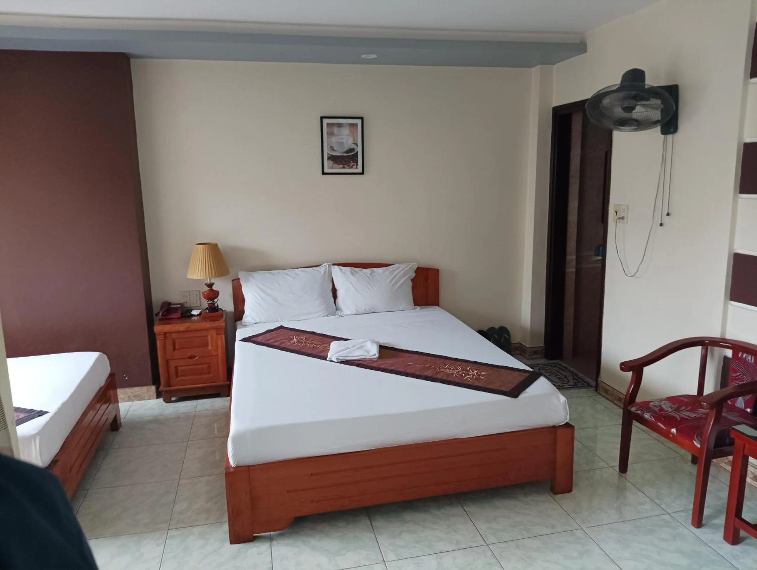 Bed in Sunny B Hotel