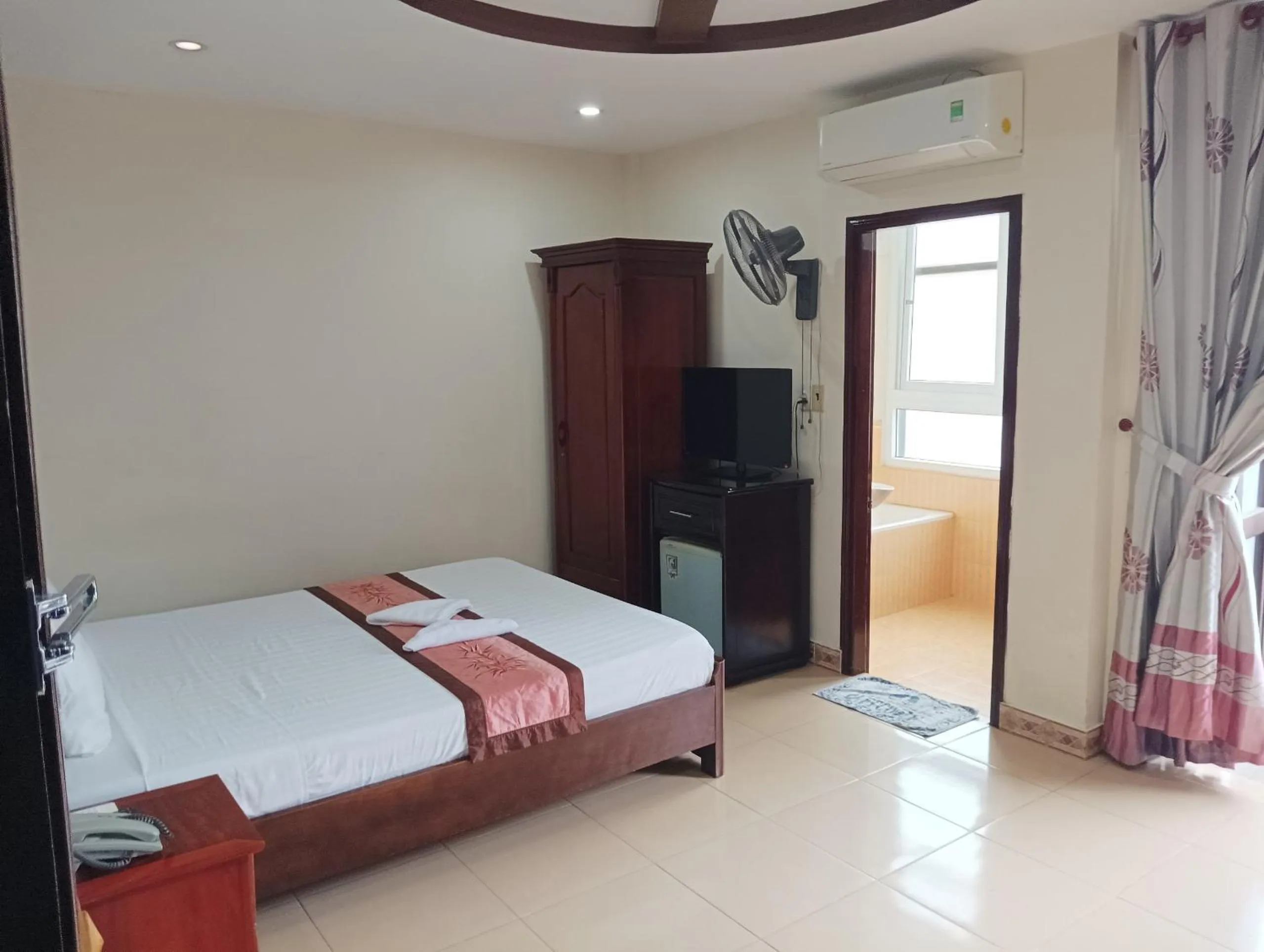 Bed in Sunny B Hotel