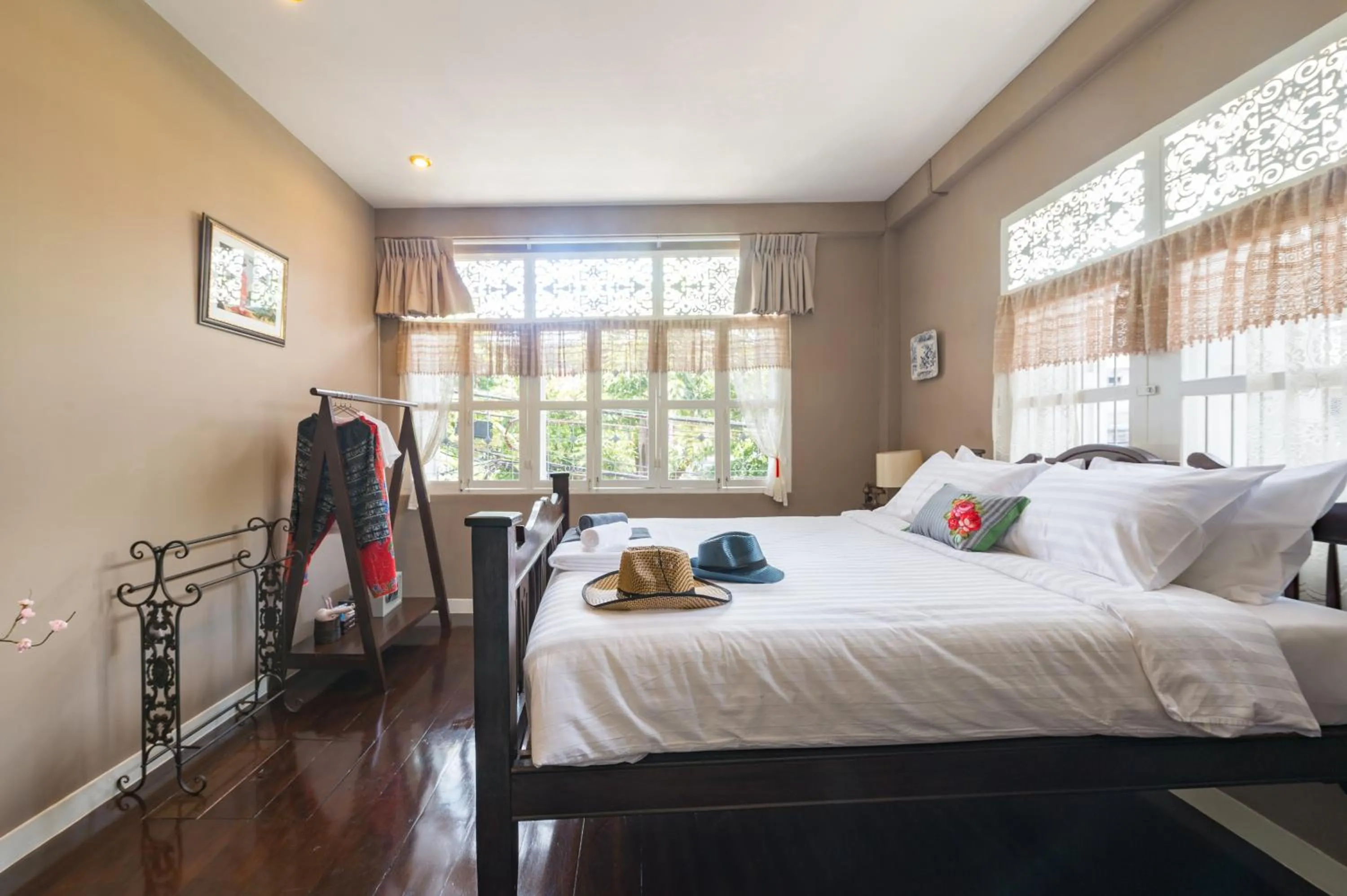 Photo of the whole room, Bed in The Unforgotten B&B