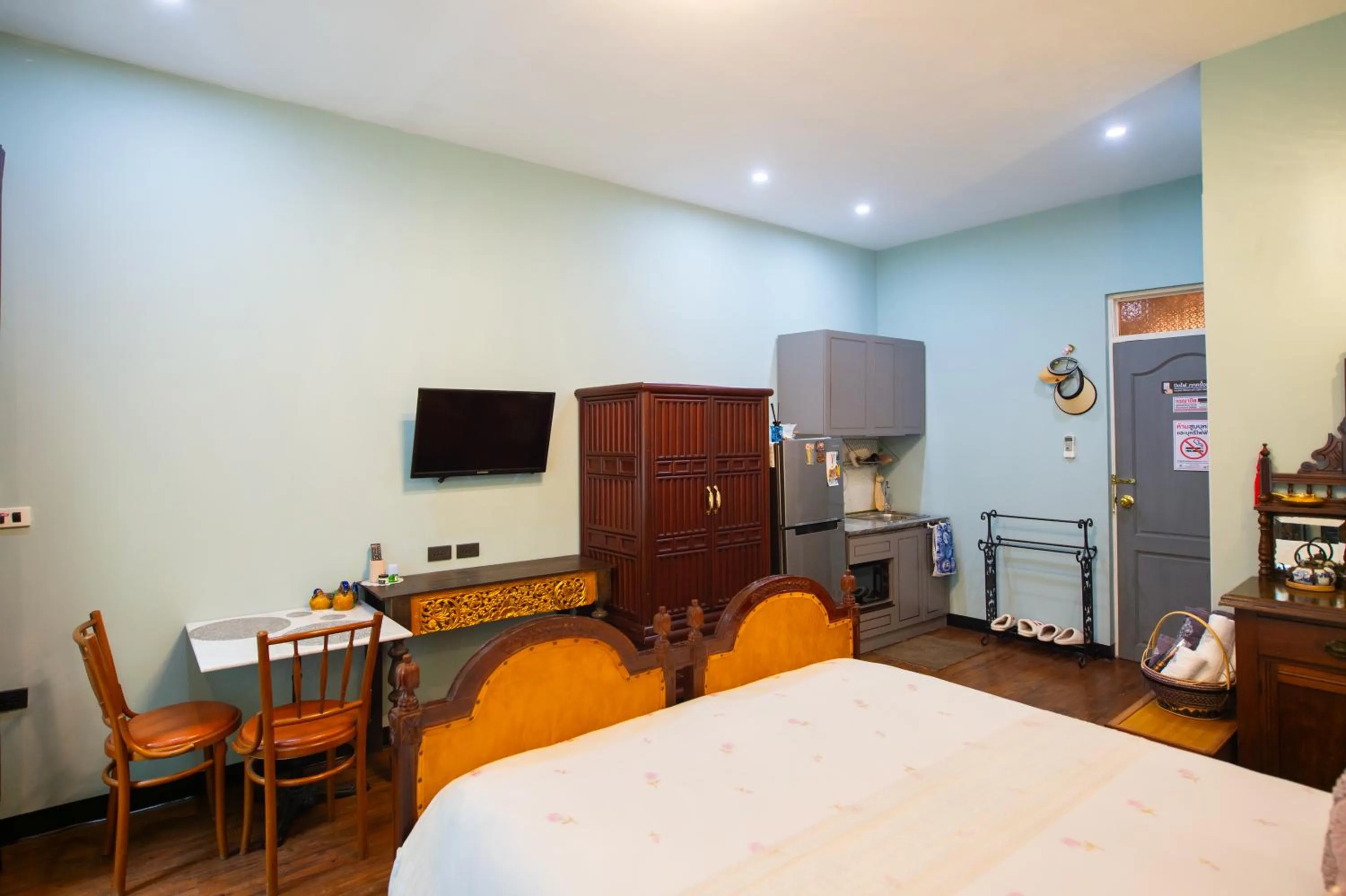 Photo of the whole room, Bed in The Unforgotten B&B