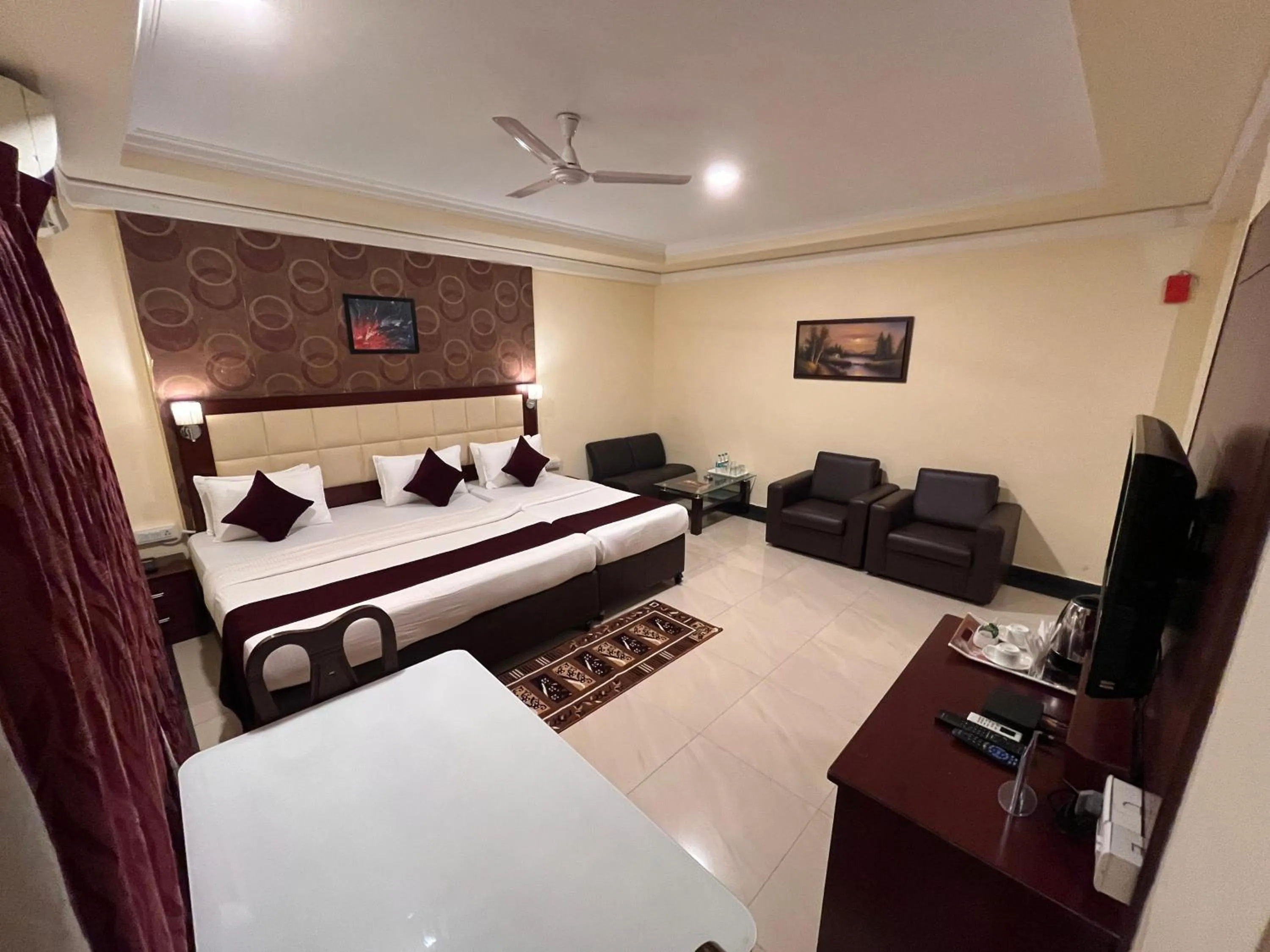 Photo of the whole room, Bed in Ananya Comfortss