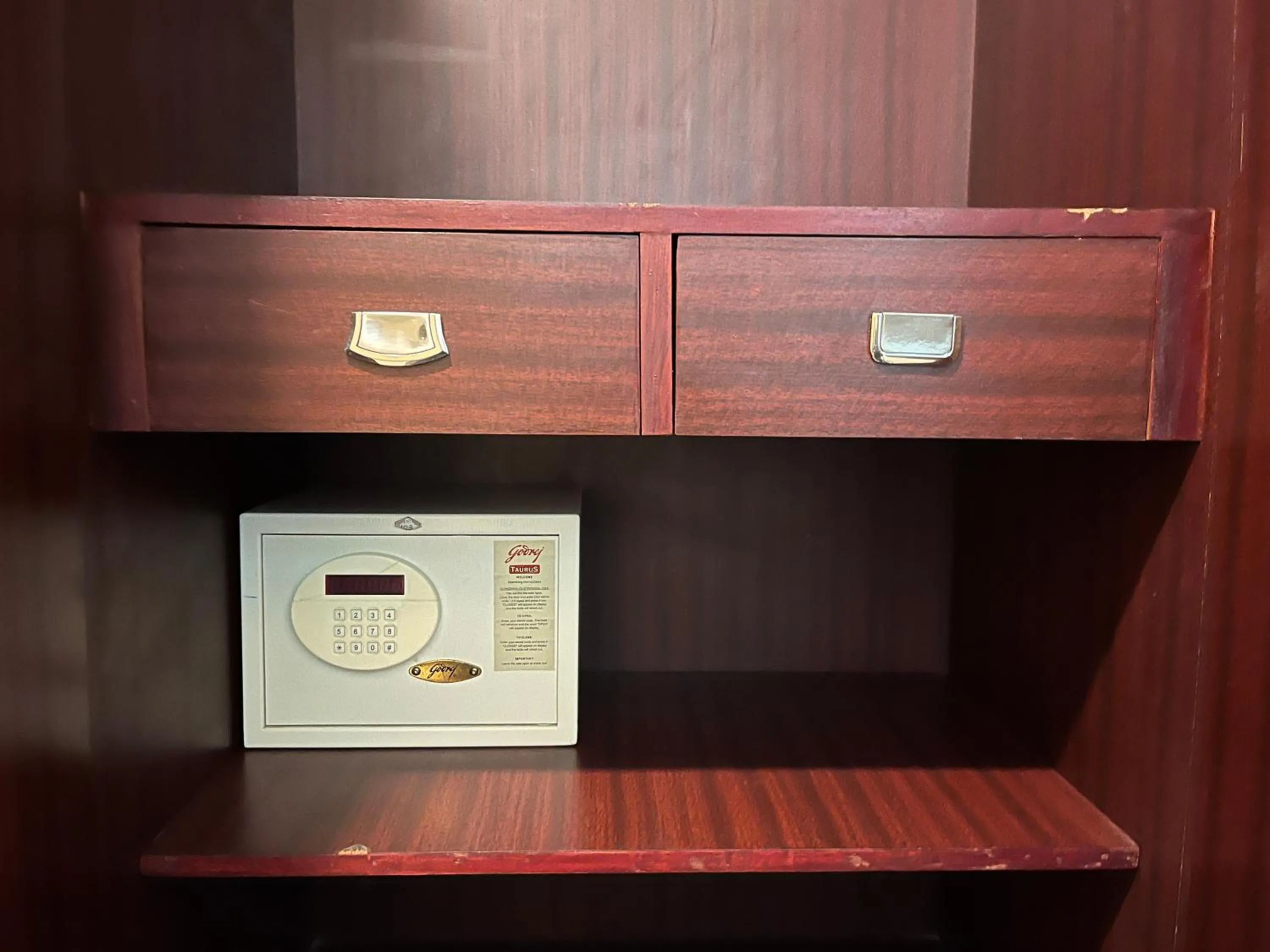 safe in Ananya Comfortss