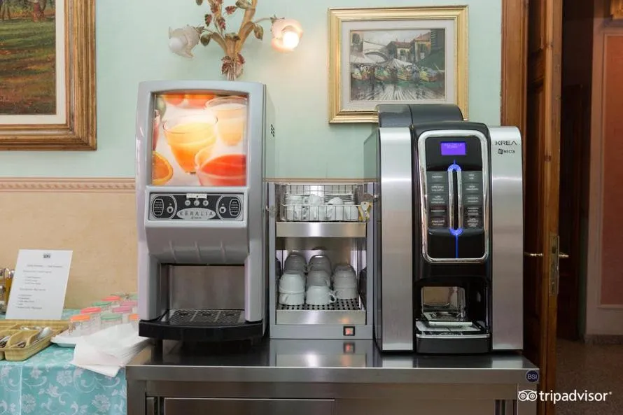 Coffee/tea facilities in Hotel Desirèe