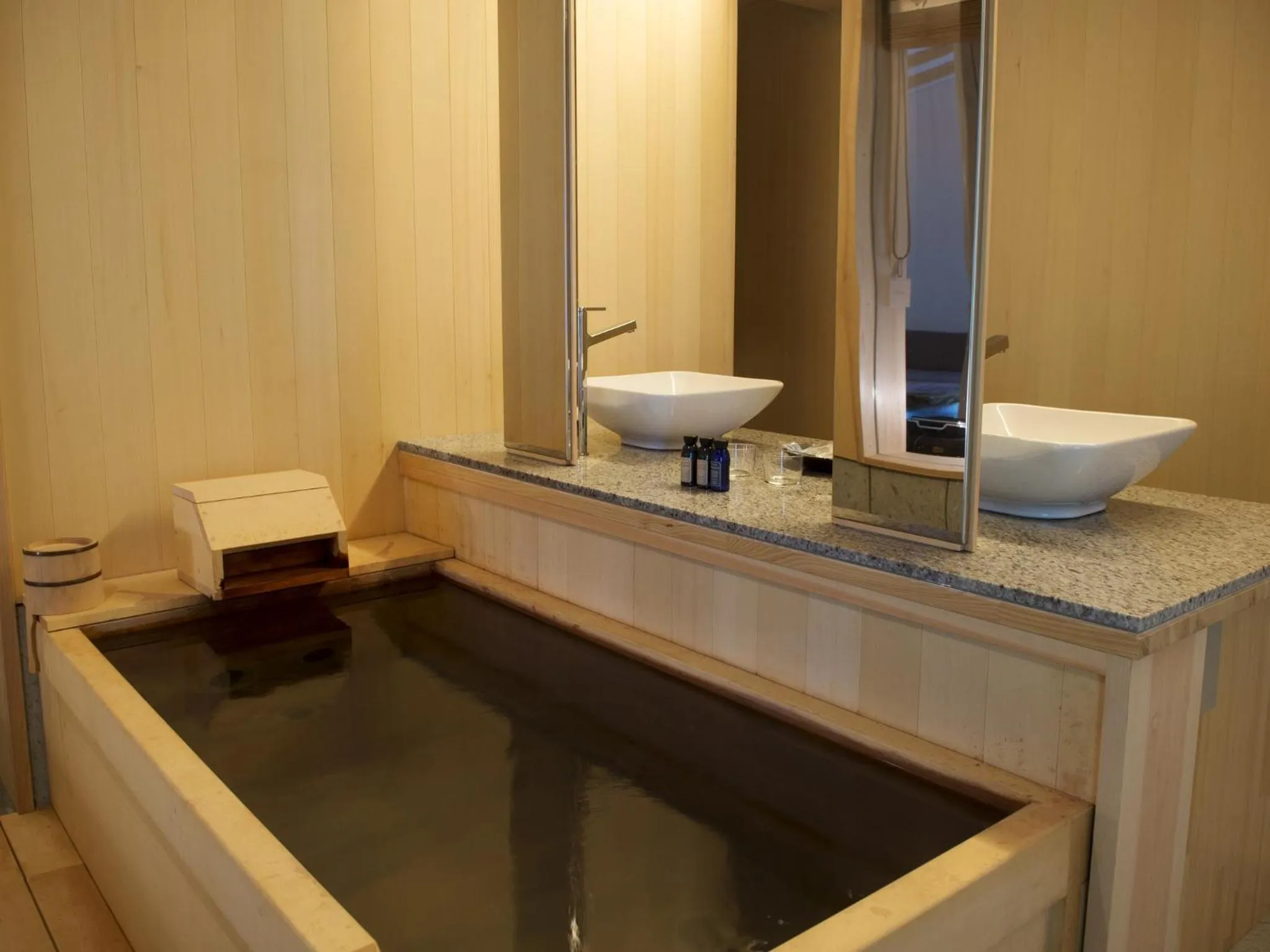 Hot Spring Bath in Hakone Retreat villa 1f