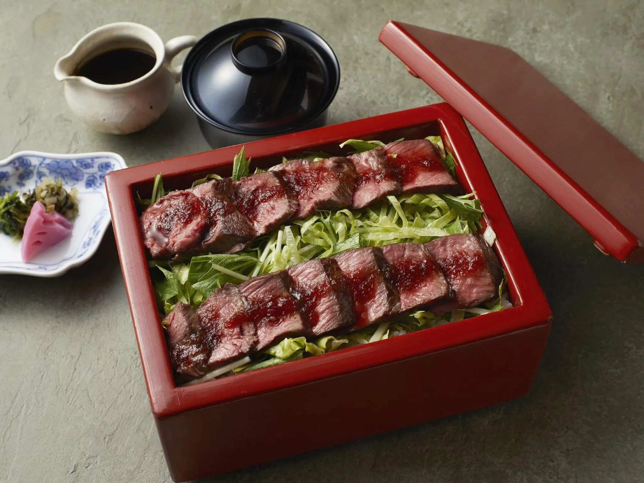 room service in Hakone Retreat villa 1f