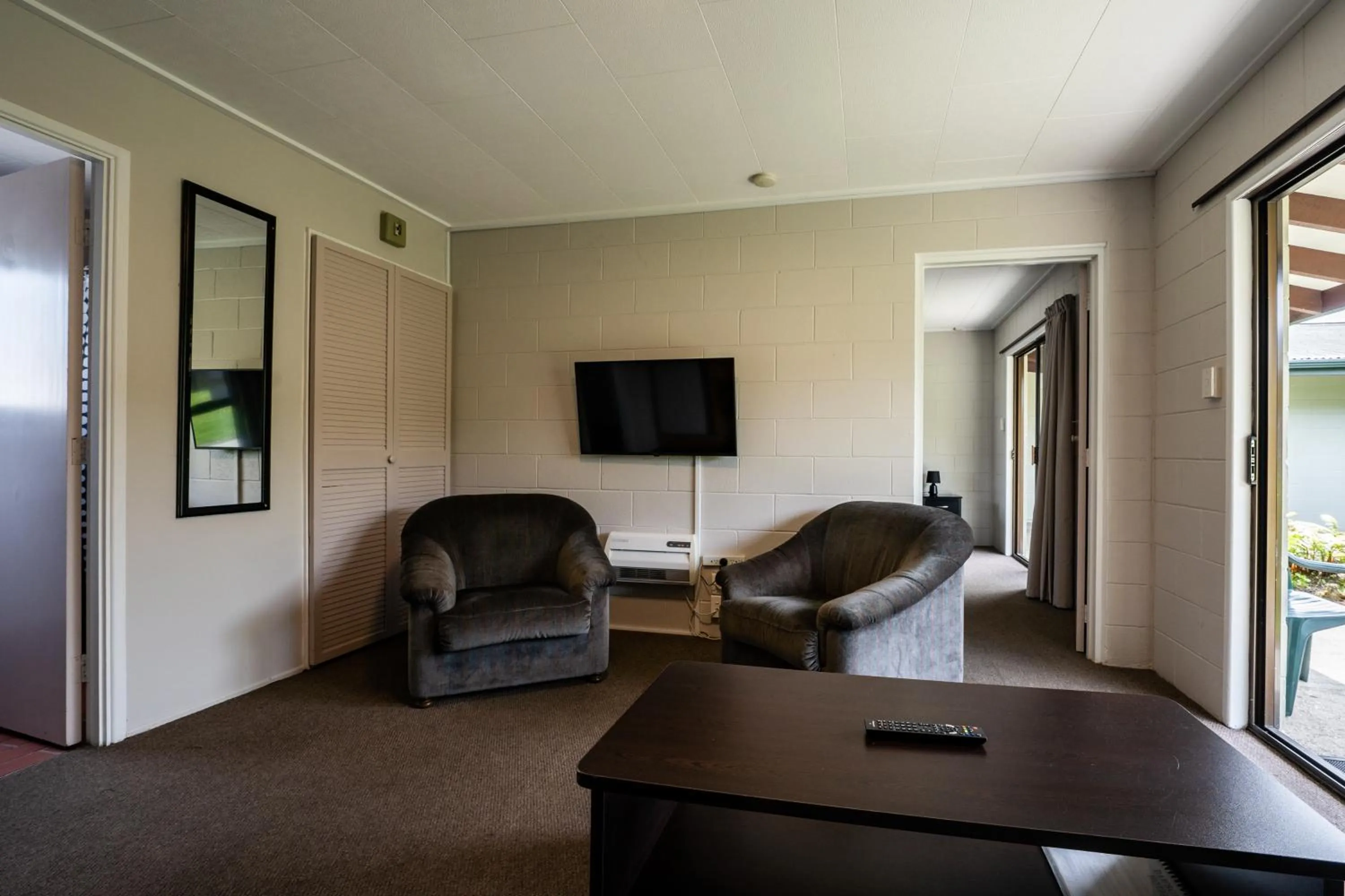 Living room in Dawsons Hotel