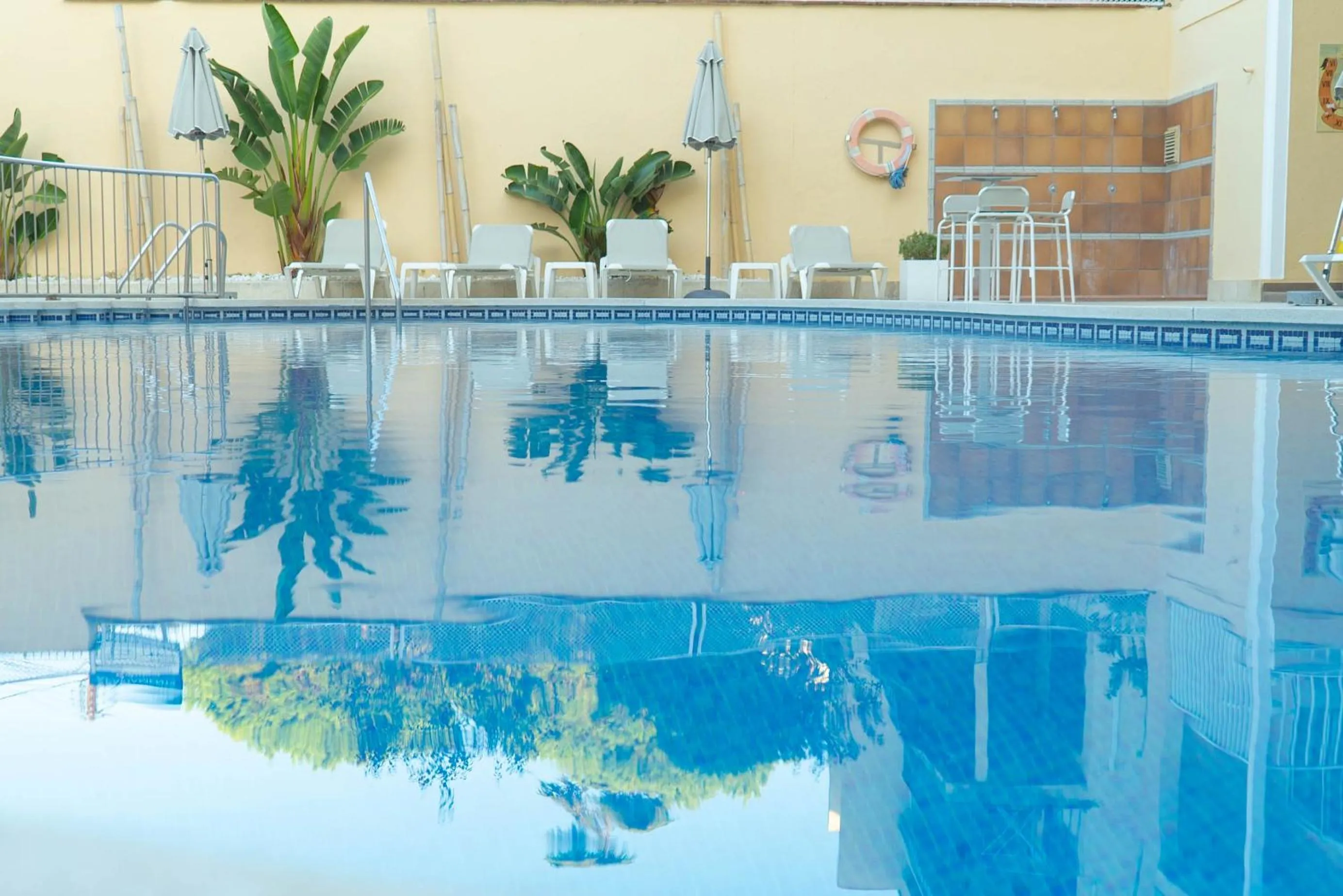 Swimming pool in Hotel S'Agoita