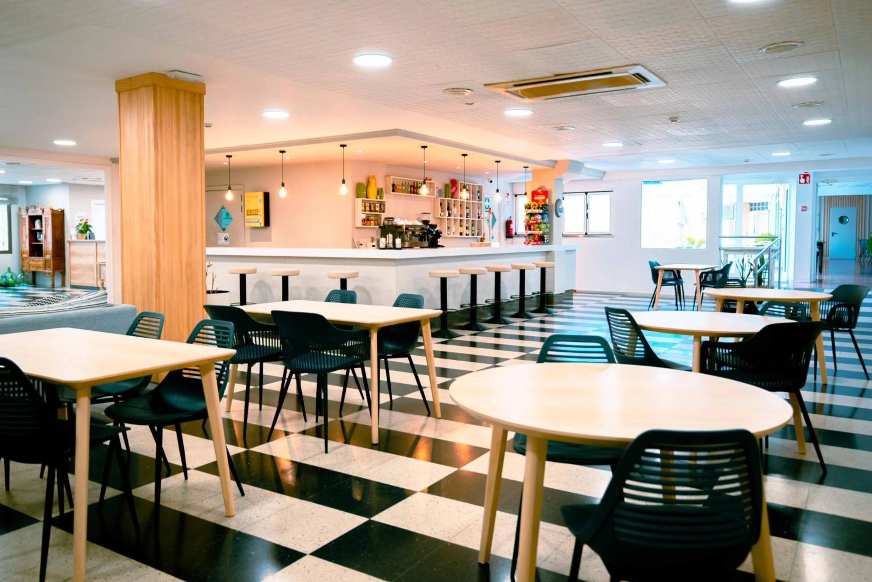 Lounge or bar in Hotel S'Agoita