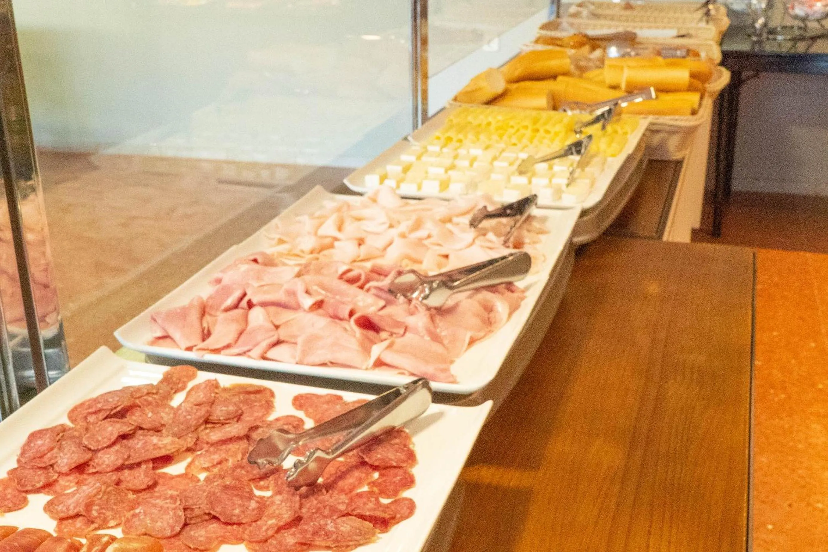 Buffet breakfast in Hotel S'Agoita