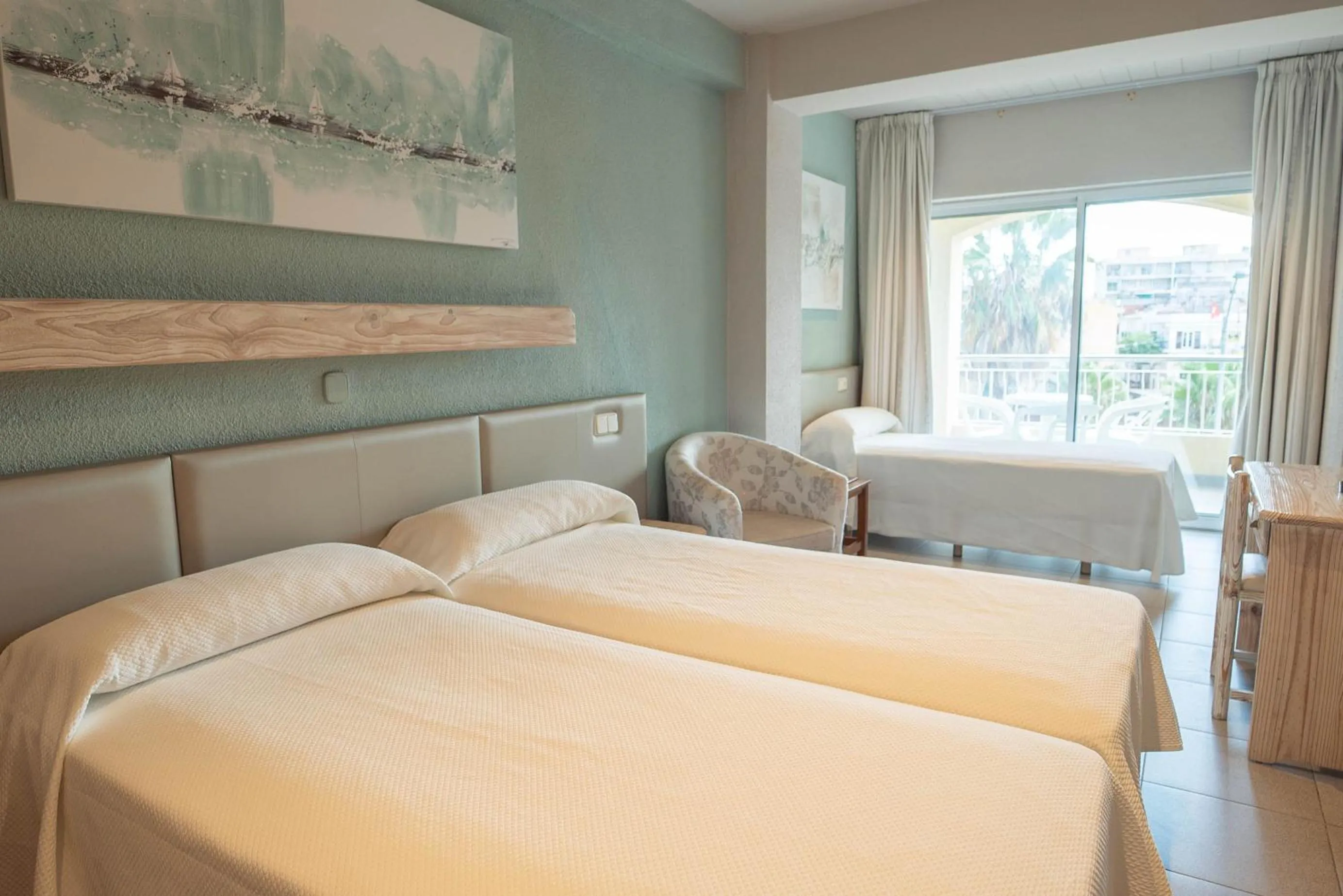 Bedroom, Bed in Hotel S'Agoita