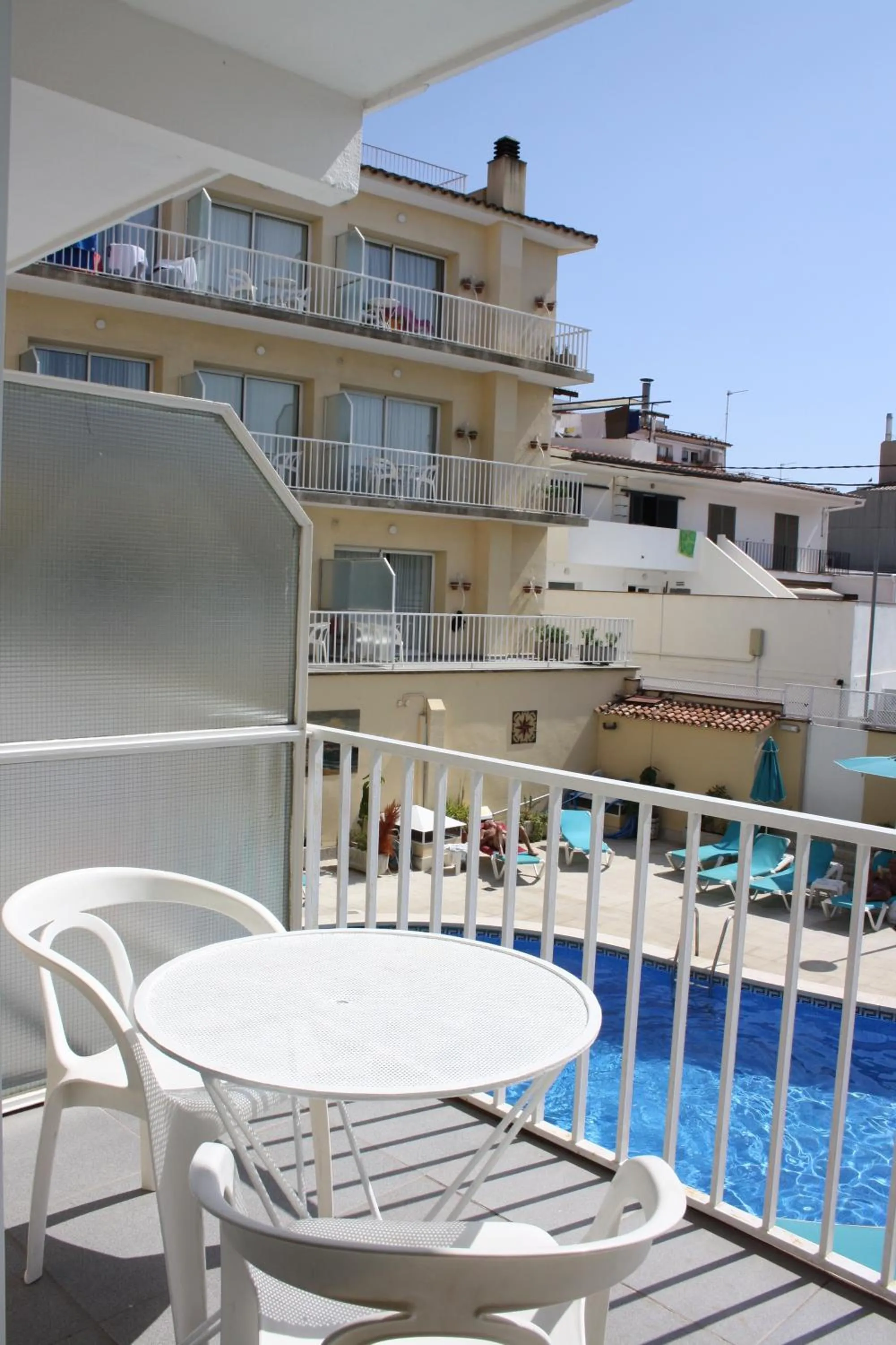 Day in Hotel S'Agoita