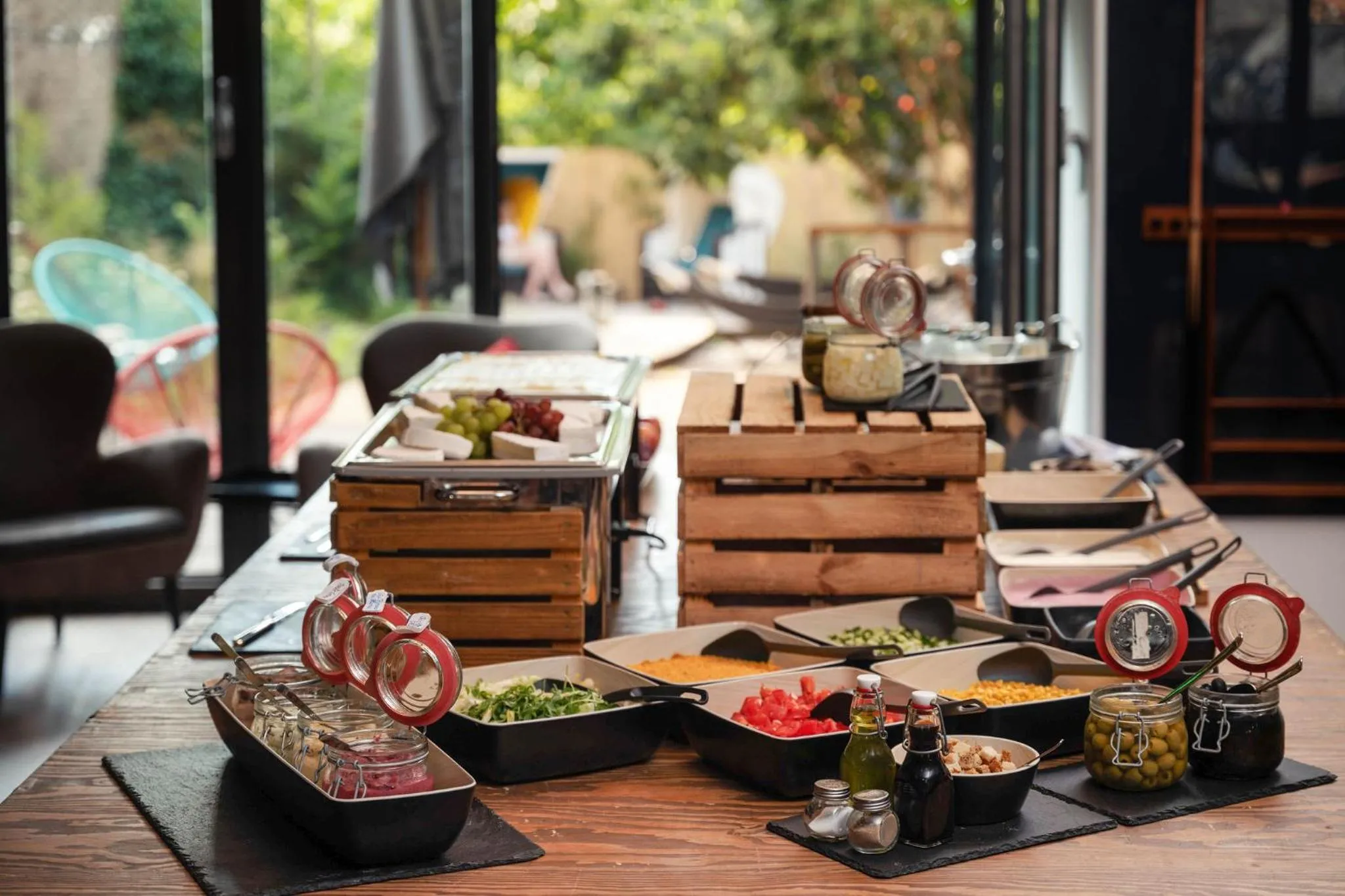 Breakfast in Pfefferbett Hostel