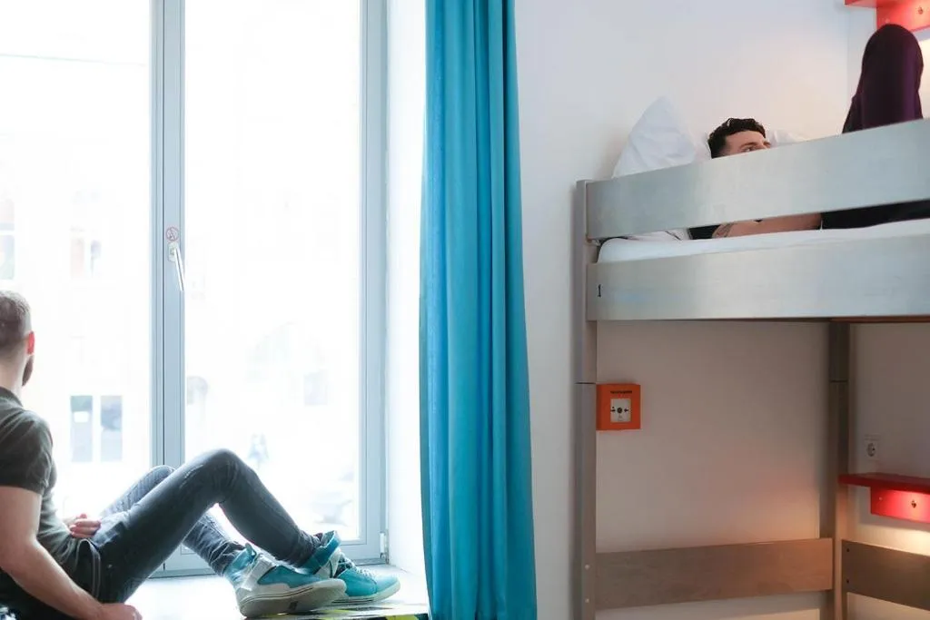 Staff, Bed in Pfefferbett Hostel