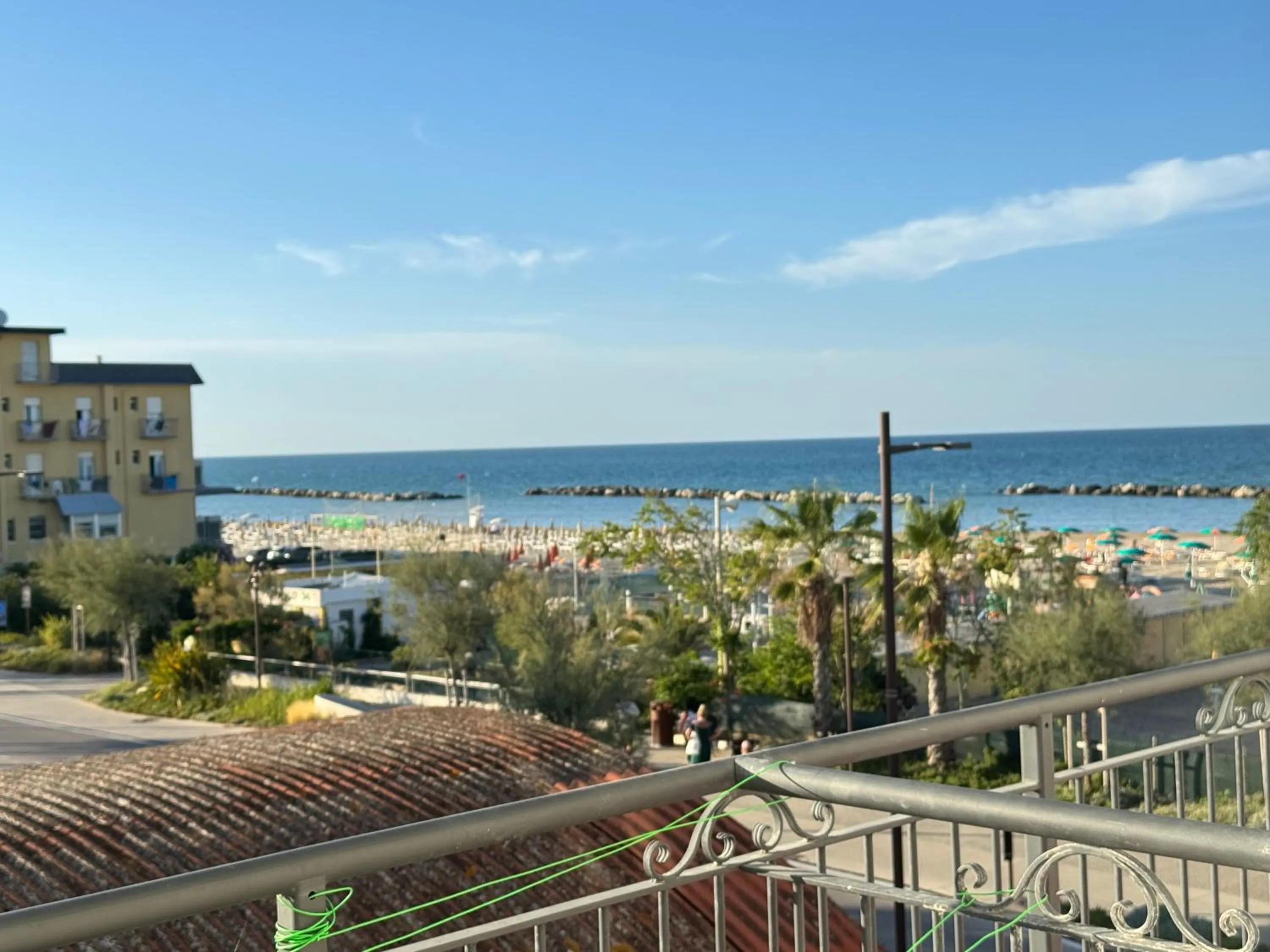 Day in Hotel Alcazar